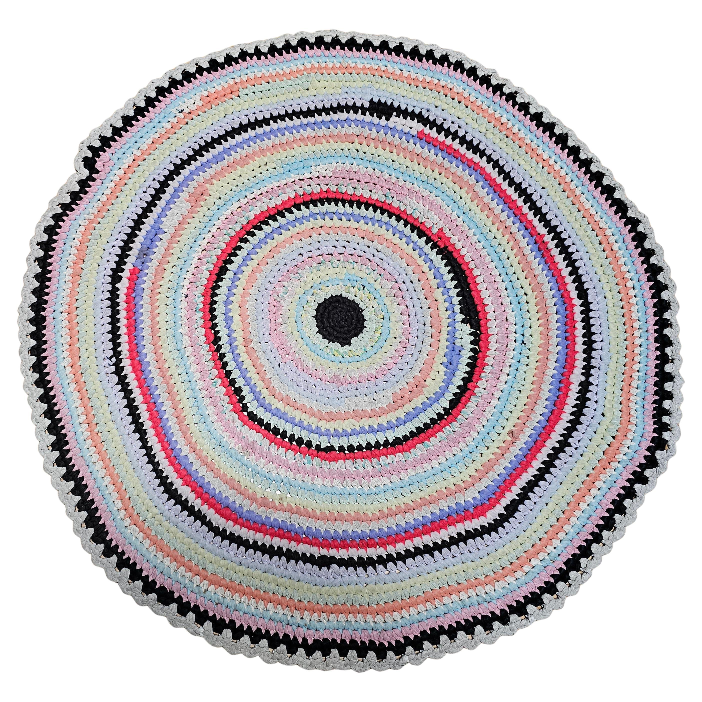 Antique American Braided Round Rug in Red, Blue, White, Green, Yellow For Sale