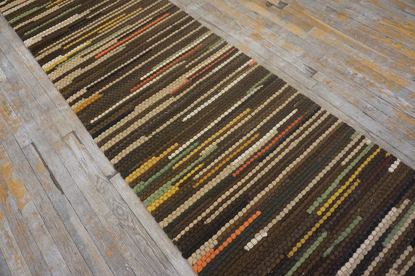 Early 20th Century American Braided Rug ( 2'9'' x 13' - 84 x 396 ) For Sale 1