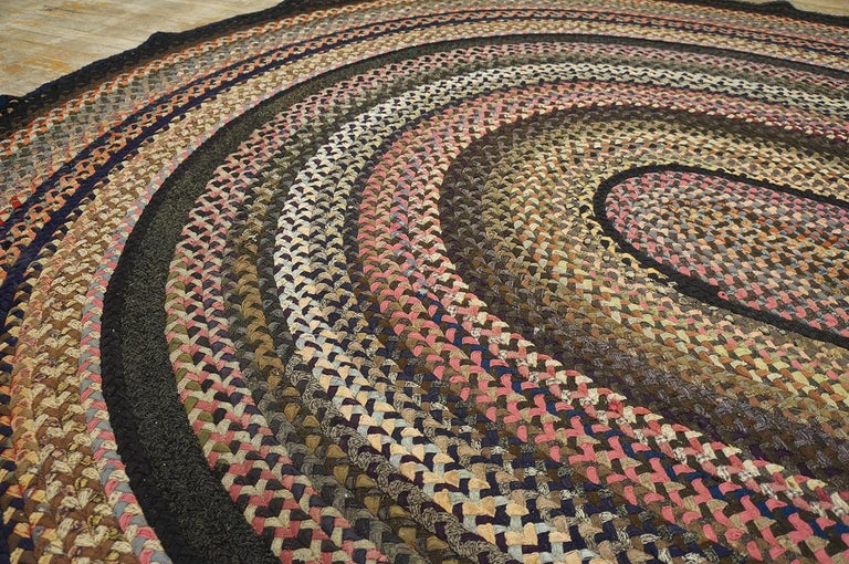 1930s American Braided Rug ( 8'10 x 9'9