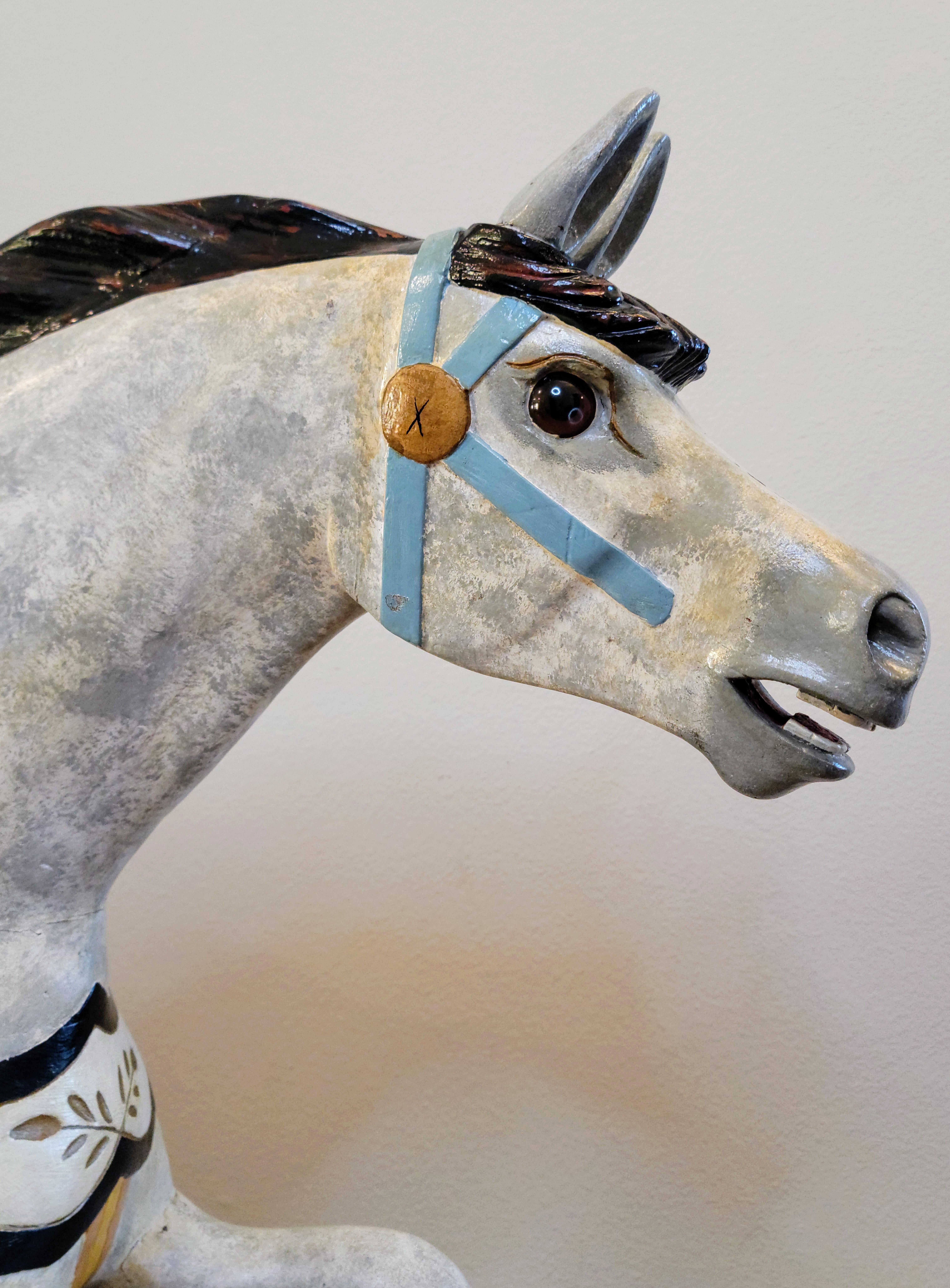 Ancienne attribuée à Charles Dare, cheval de carnaval américain Bon état - En vente à Forney, TX