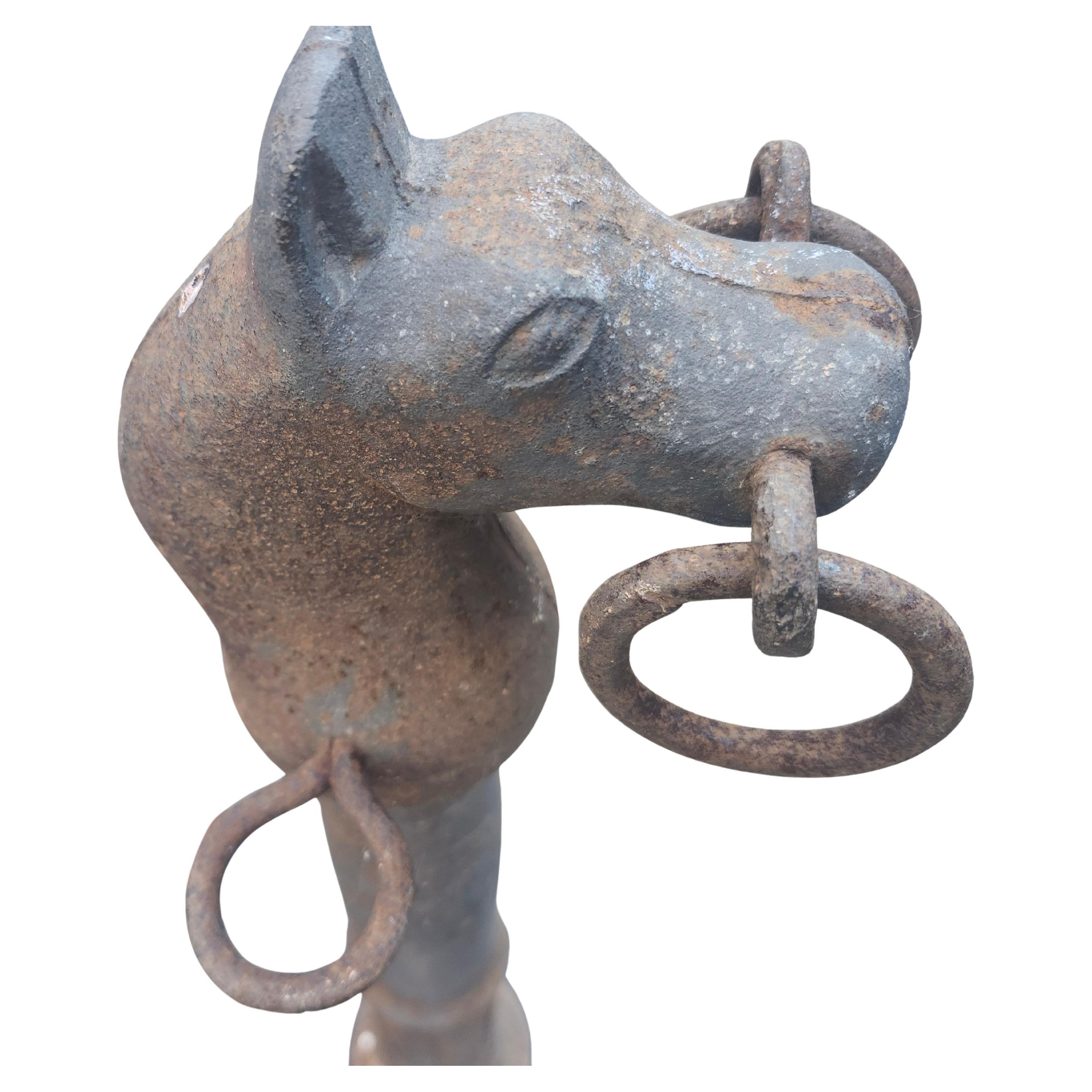 Classique américain Ancienne borne d'attelage américaine en fonte à tête de cheval C1890 en vente