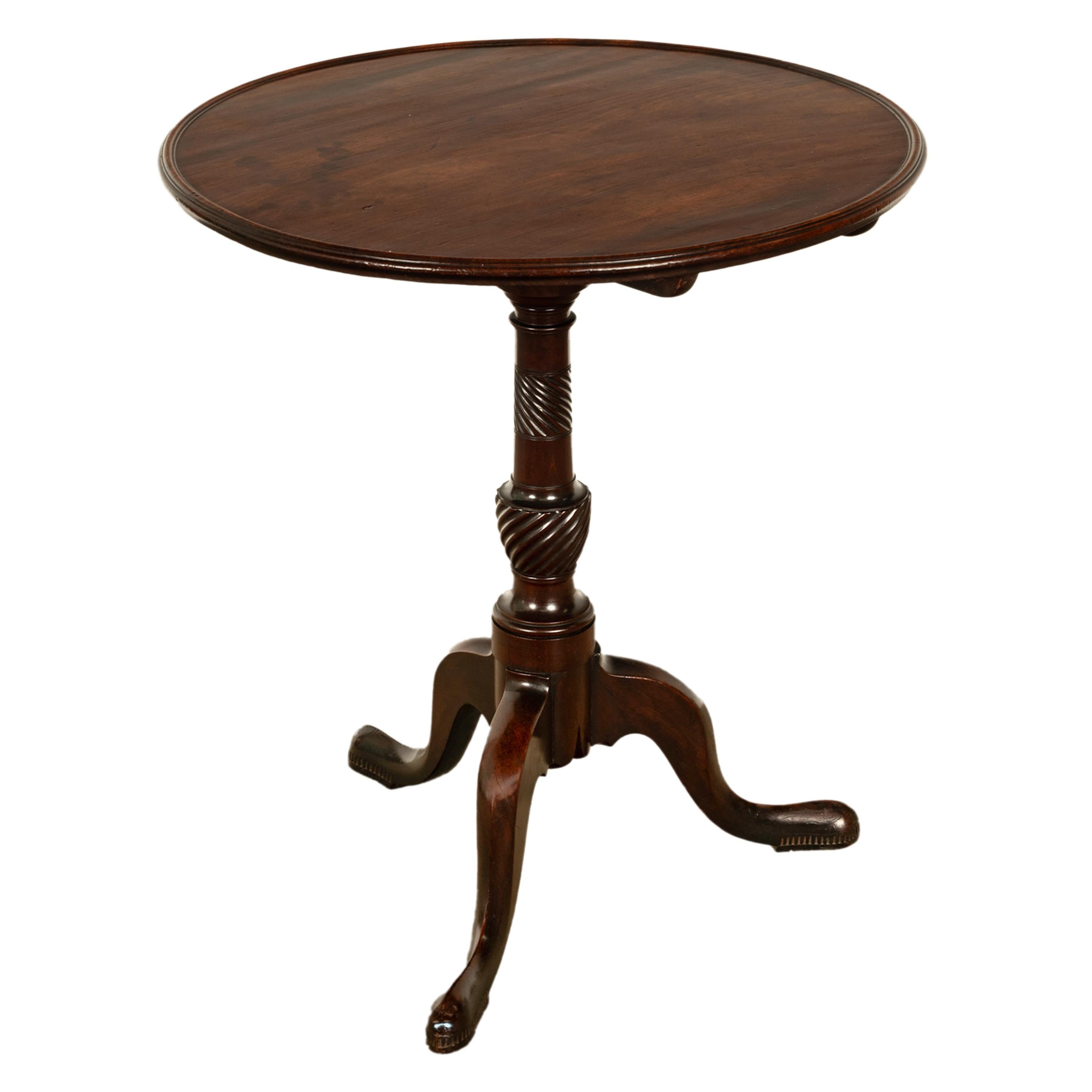 Antique American Chippendale Mahogany Tilt-Top Table Candlestand Philadelphia For Sale 11