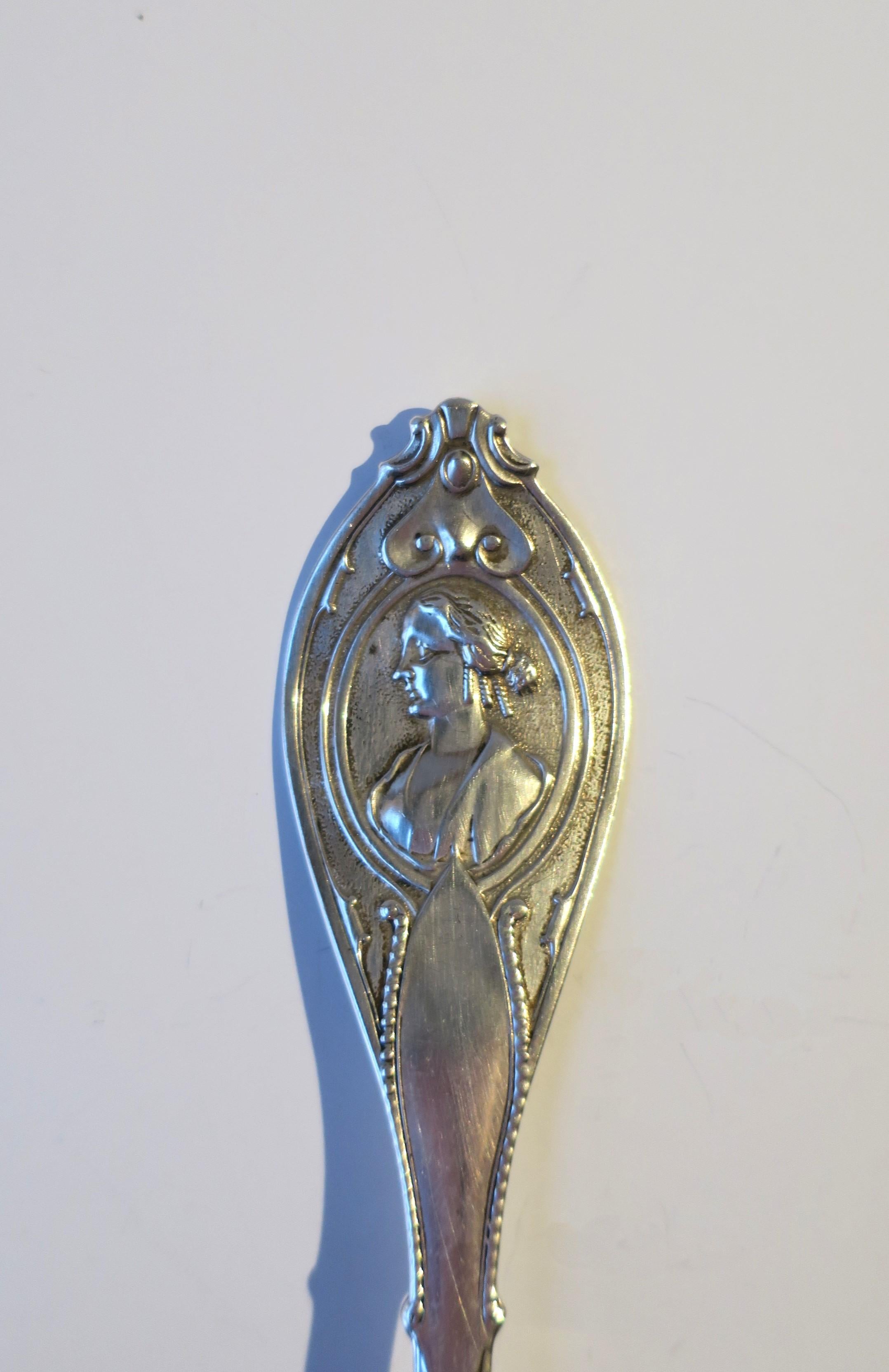 Argento Antico set di cucchiai da portata in argento americano di J. H. Heller & Son, coppia in vendita