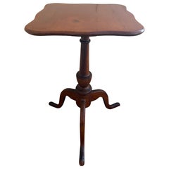 Antique American Colonial Cherry Candle Stand or Side Table, Mid 19th Century