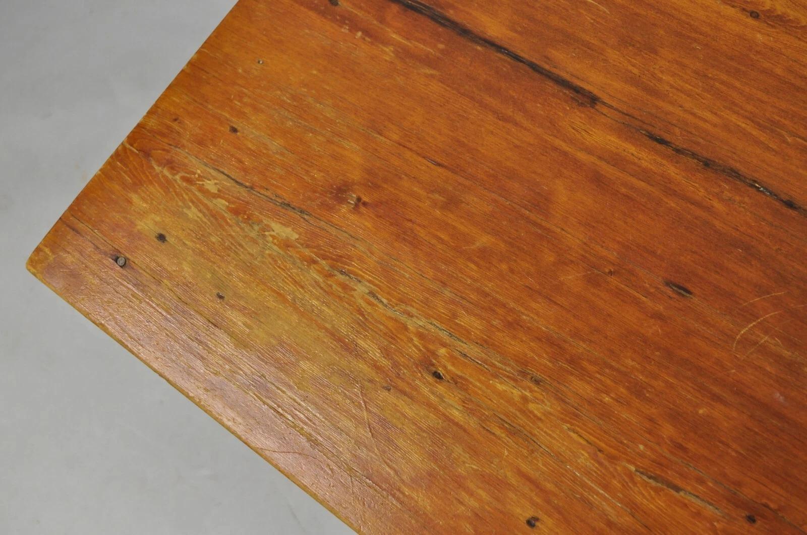 19th Century Antique American Colonial Cherry Wood One Drawer Nightstand Work Side Table For Sale