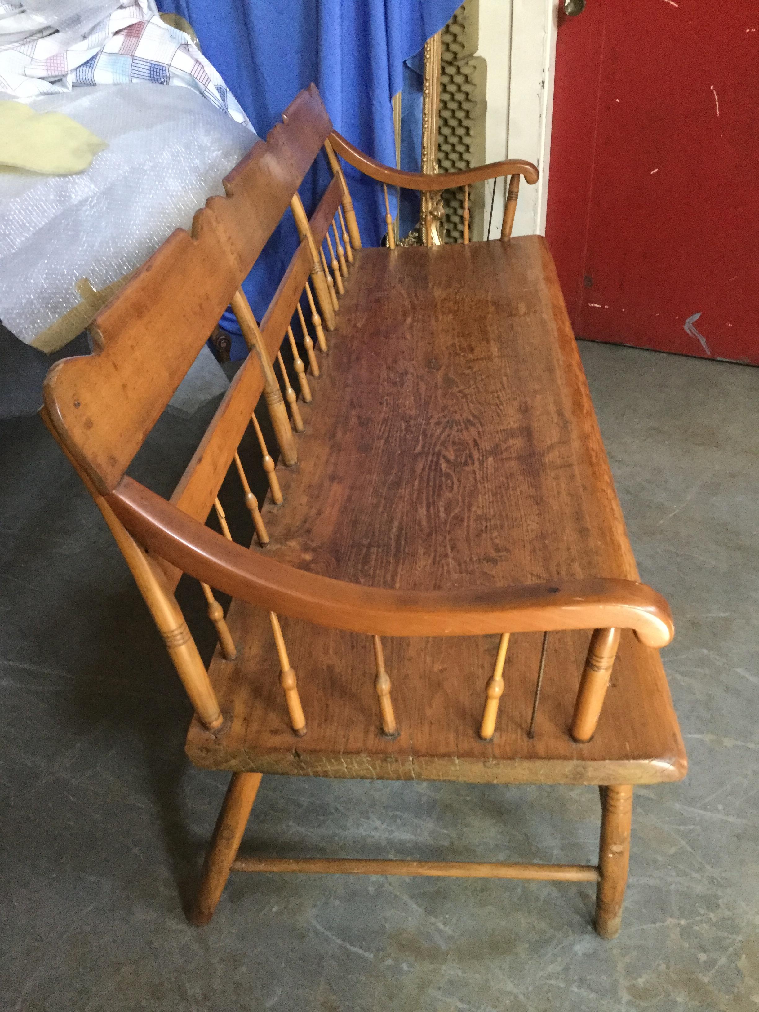 Antique American Colonial Maple Bench For Sale 3
