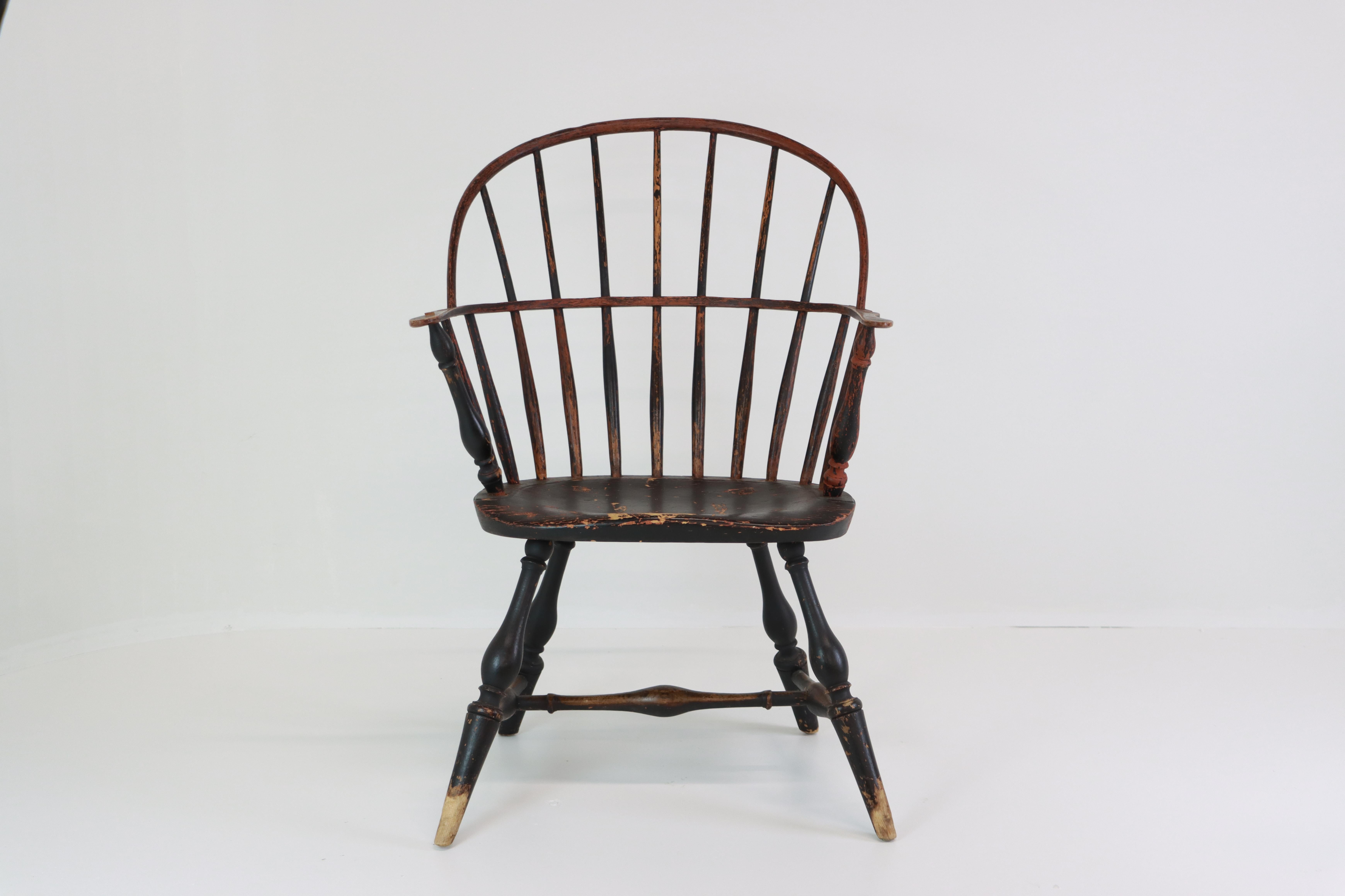 Silla Windsor antigua del Renacimiento Colonial Americano Renacimiento colonial en venta