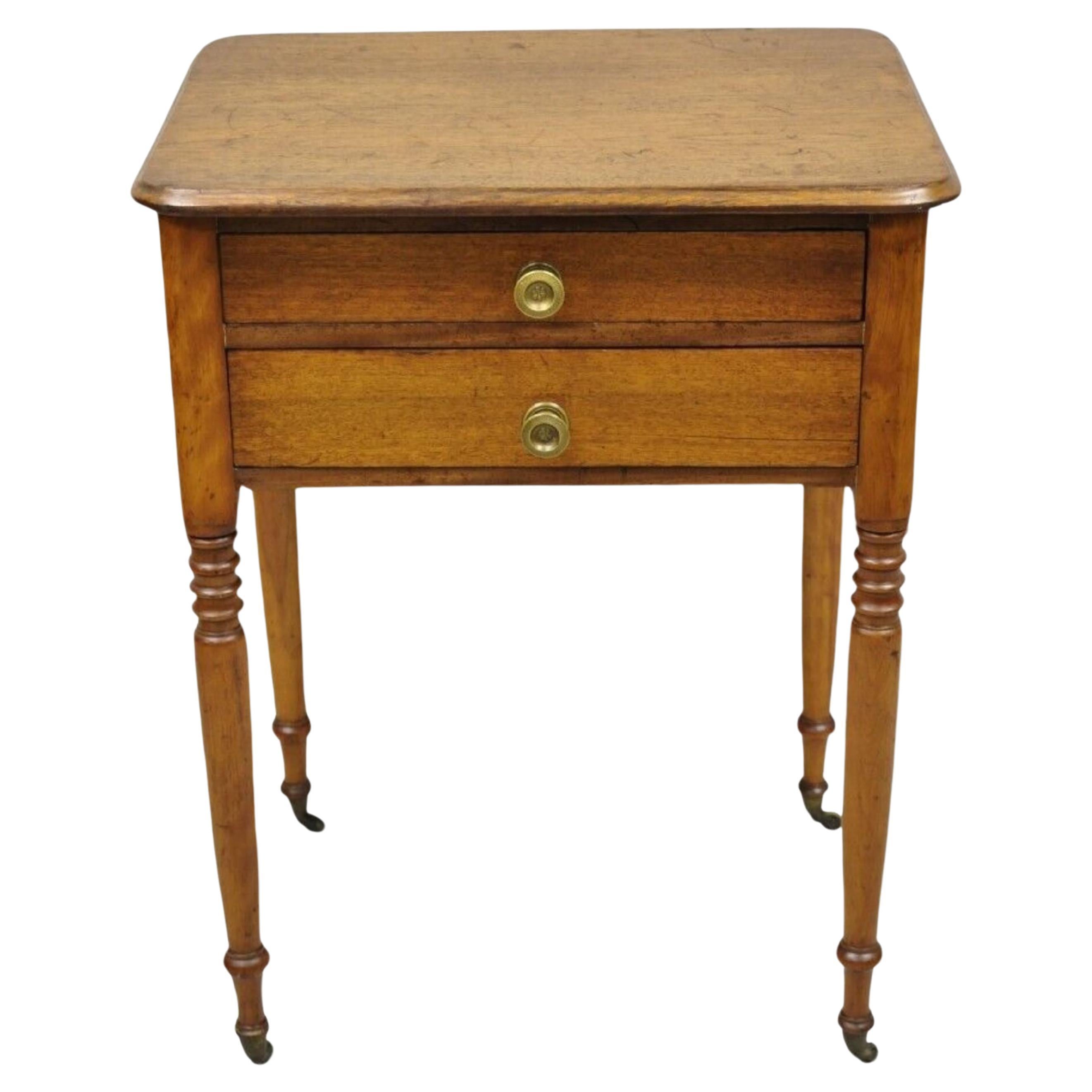 Antique American Colonial Sheraton Mahogany 2 Drawer Nightstand Bedside Table For Sale