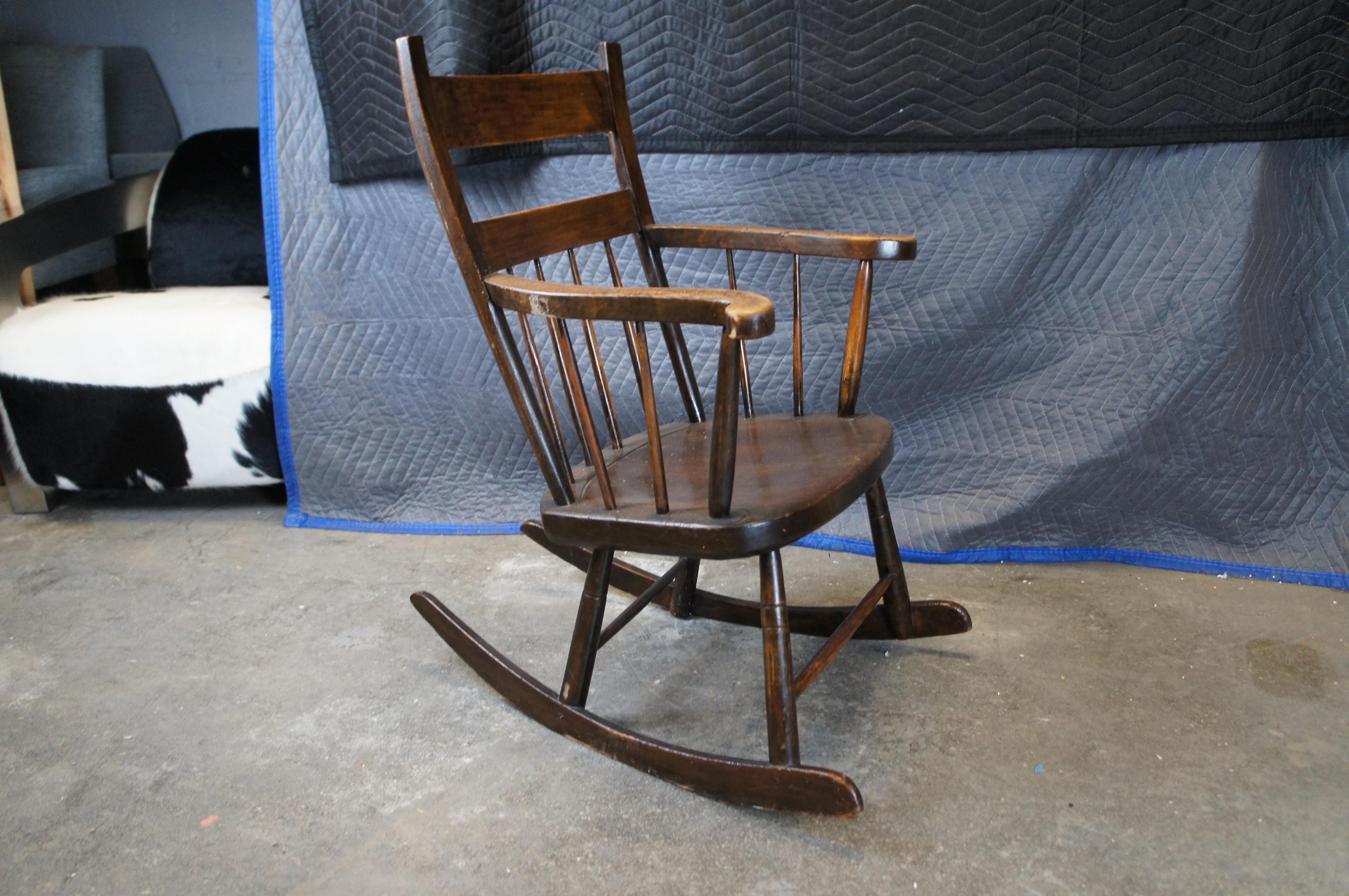 Antique American Country Oak Ladder Slat Back Rocking Armhair Rocker 5