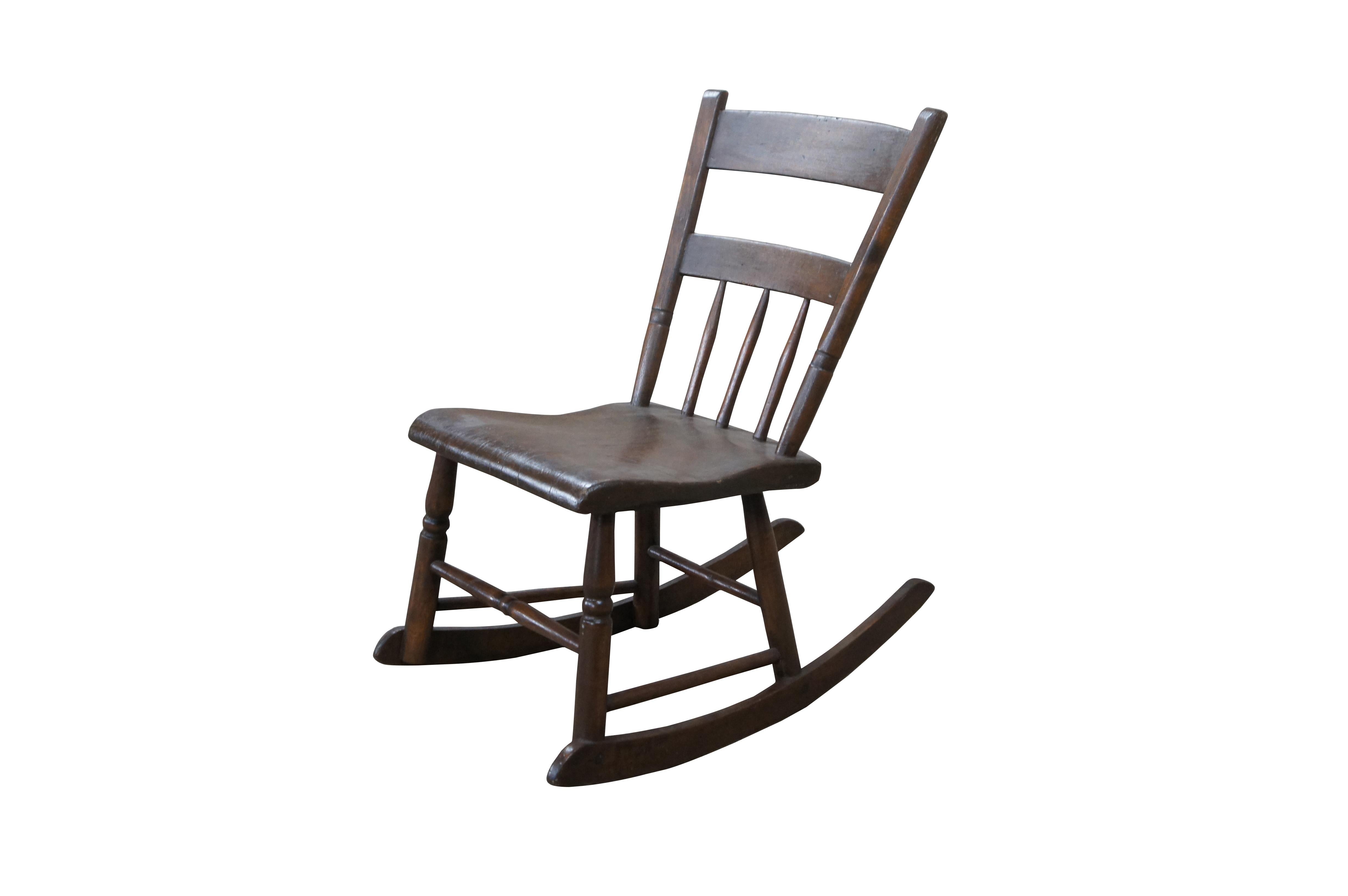 Antique American Country Oak Ladder Stat Back Rocking Chair Rocker In Good Condition For Sale In Dayton, OH
