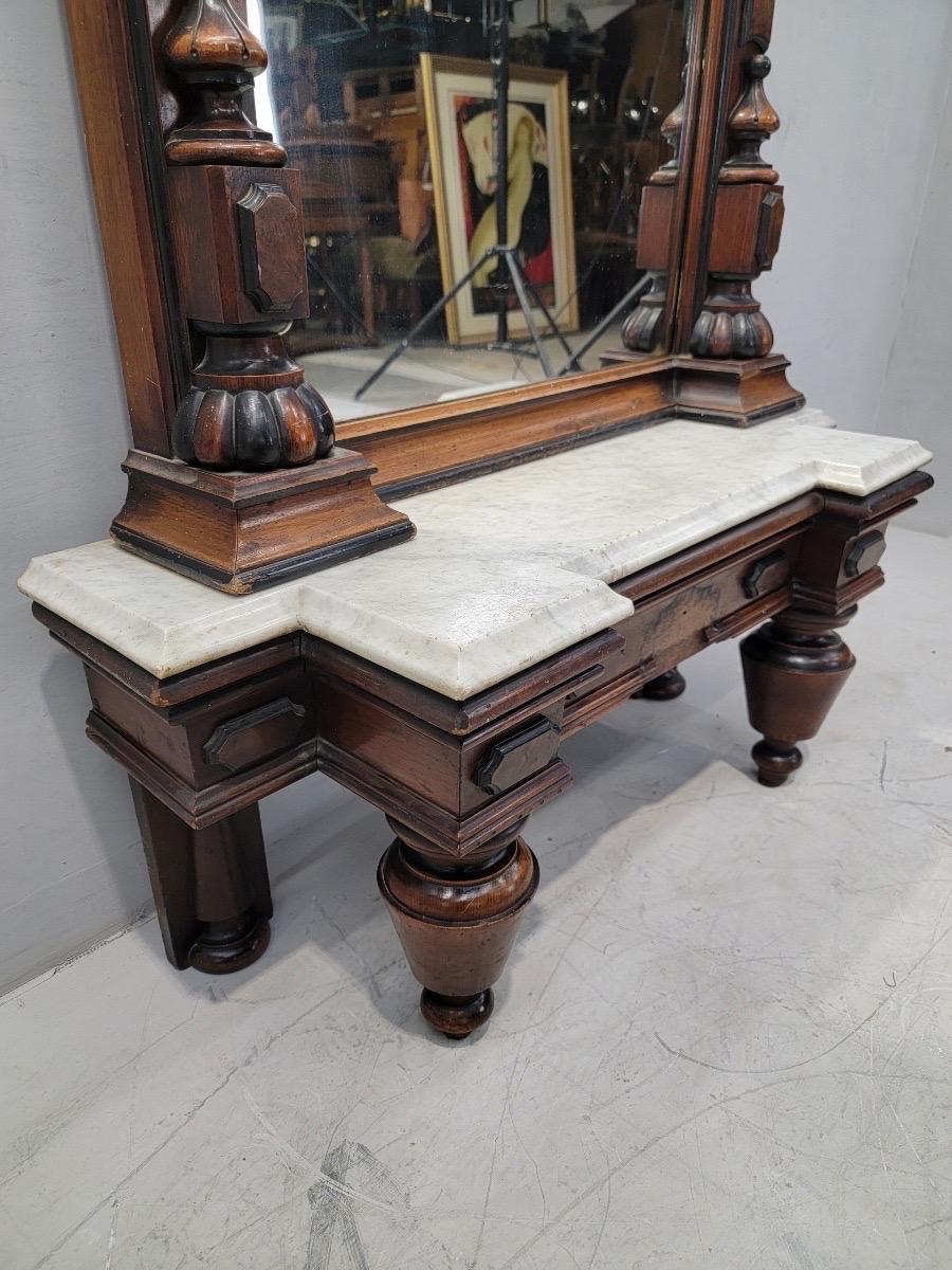 Miroir de pilier américain ancien de style oriental avec base en marbre Carrera - 2 pièces en vente 2