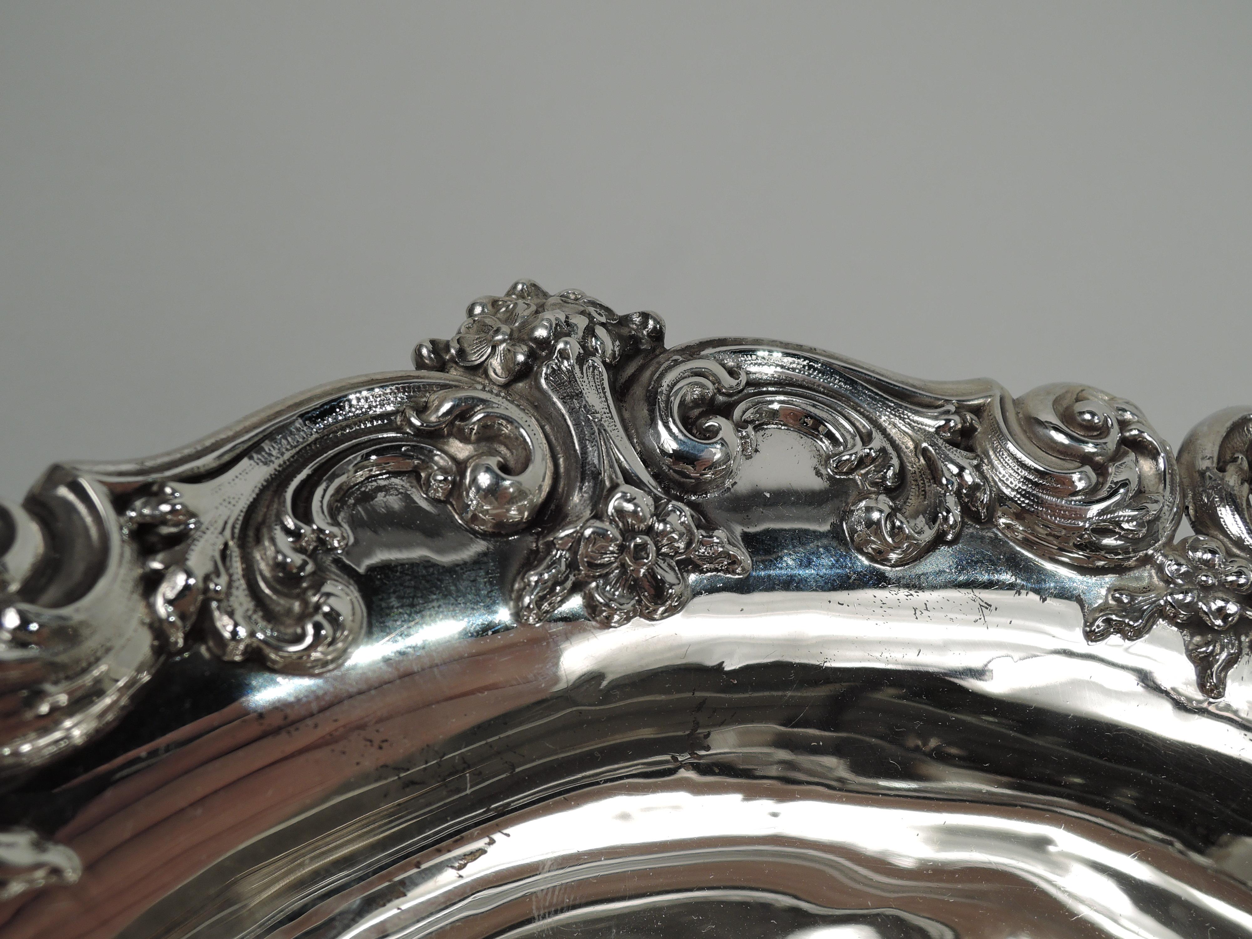 Antique American Edwardian Classical Sterling Silver Bowl In Excellent Condition For Sale In New York, NY