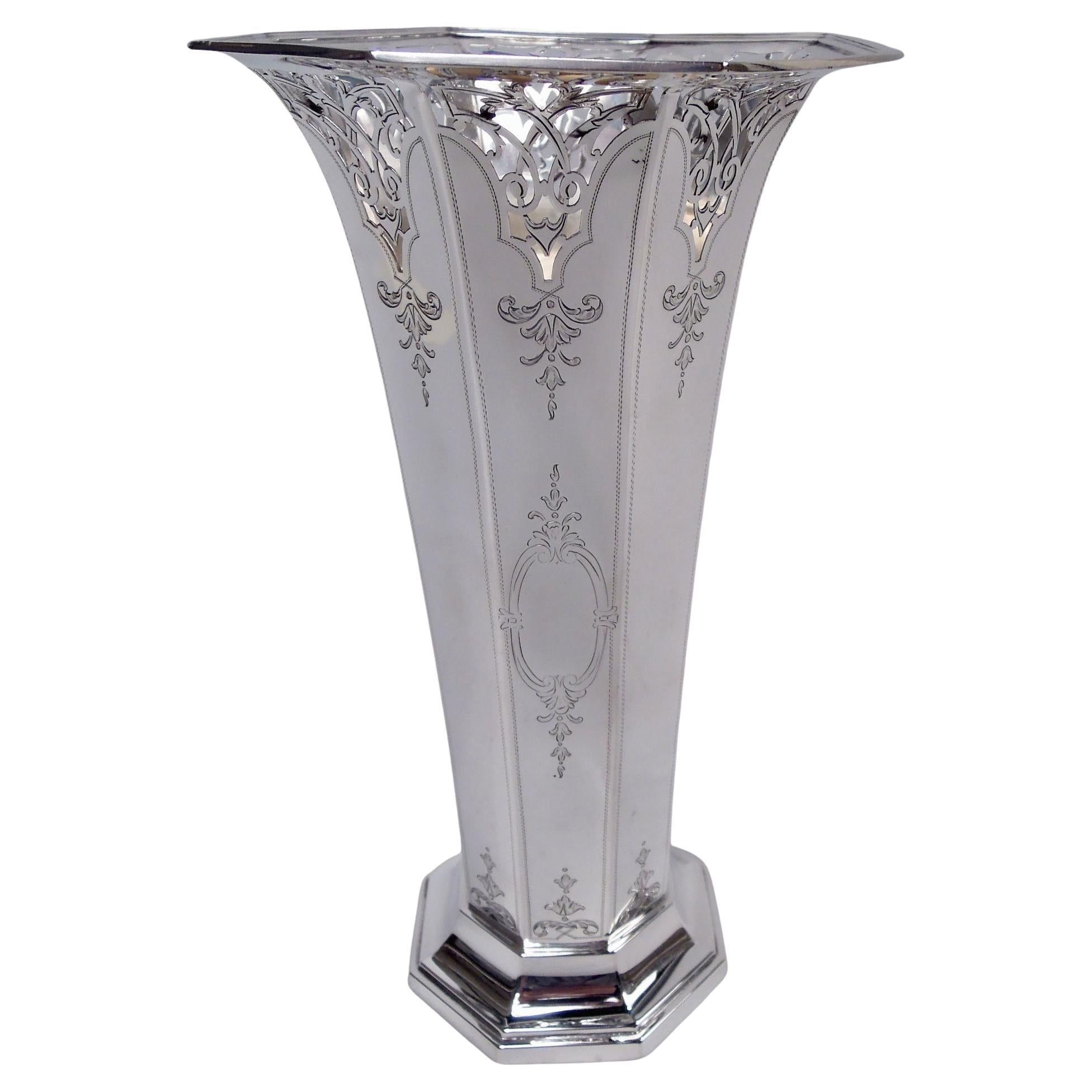 Antico vaso americano edoardiano classico in argento sterling