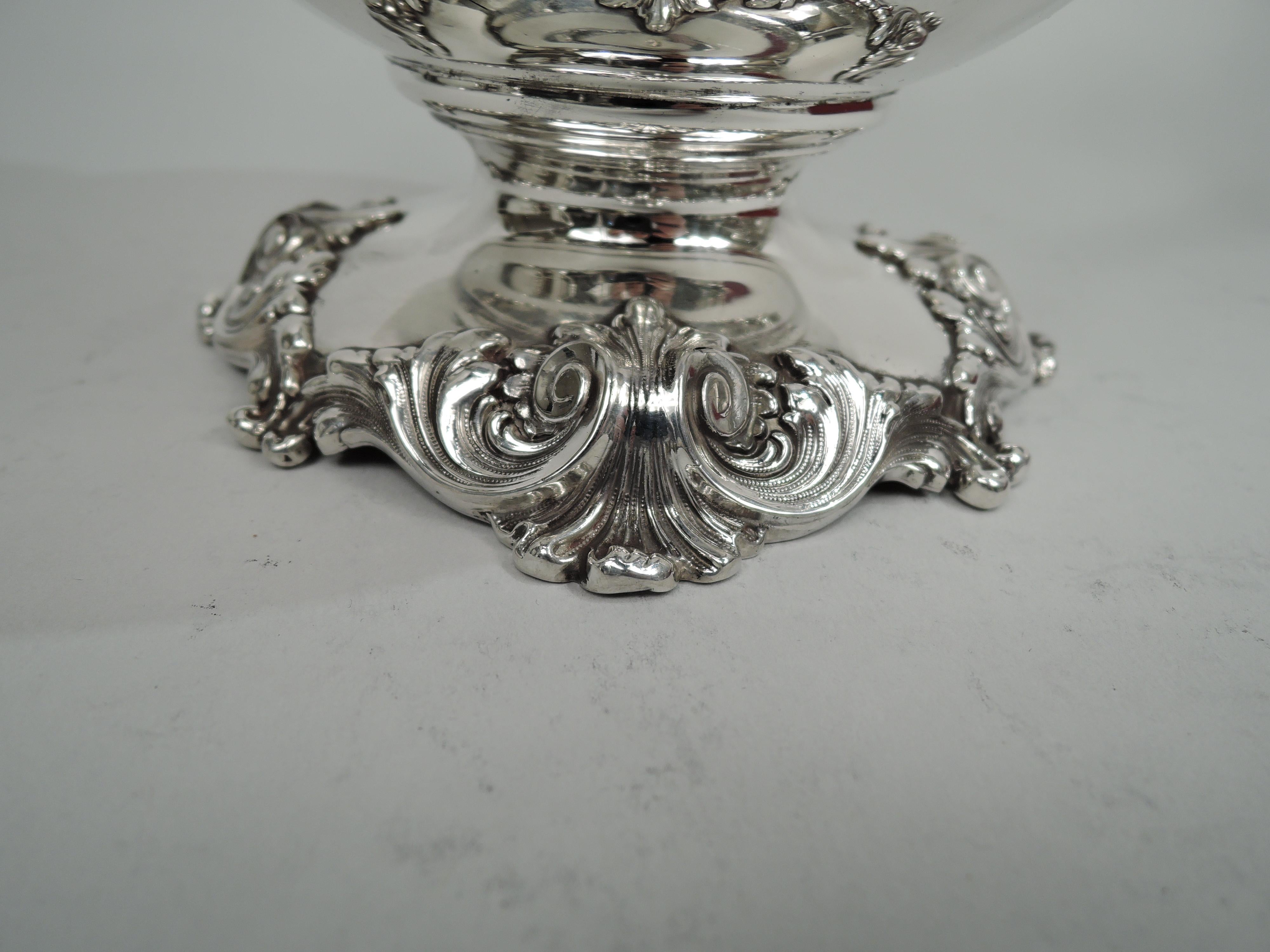 Antique American Edwardian Classical Sterling Silver Water Pitcher For Sale 1