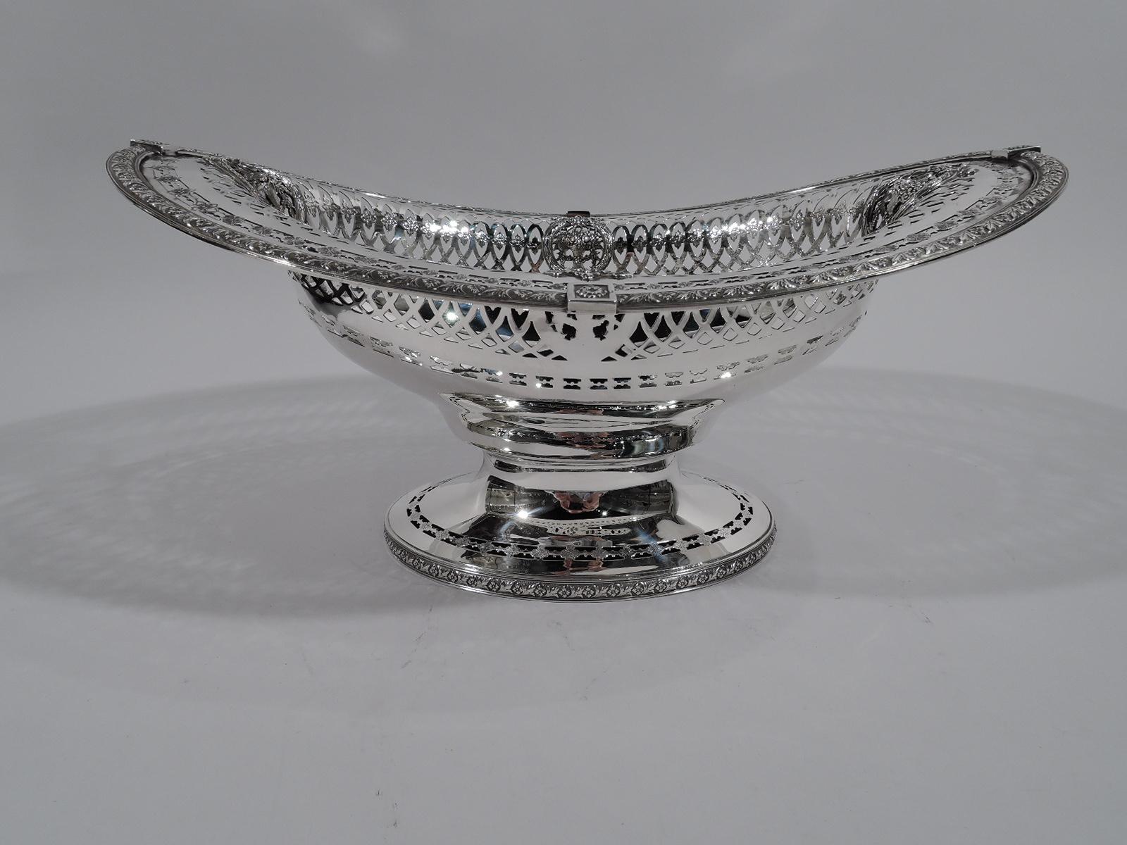 Antique American Edwardian Pierced Sterling Silver Footed Bowl In Excellent Condition In New York, NY