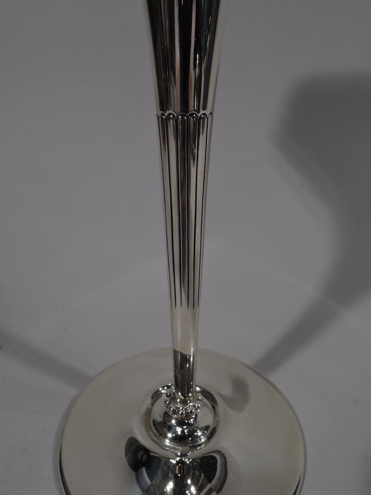 Antique American Edwardian Sterling Silver Fluted Cone Vase by Tiffany In Excellent Condition In New York, NY