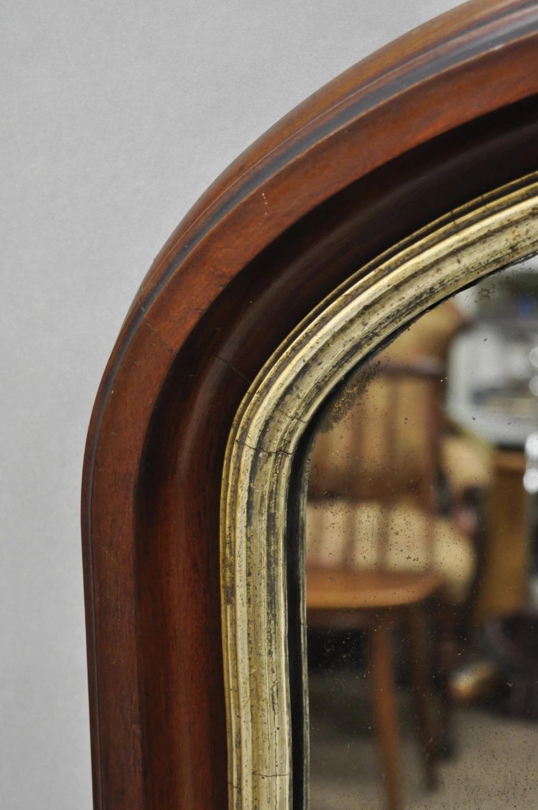 Antique Mirror americano ad arco in legno di mogano con cornice in vetro da parete in vendita 6