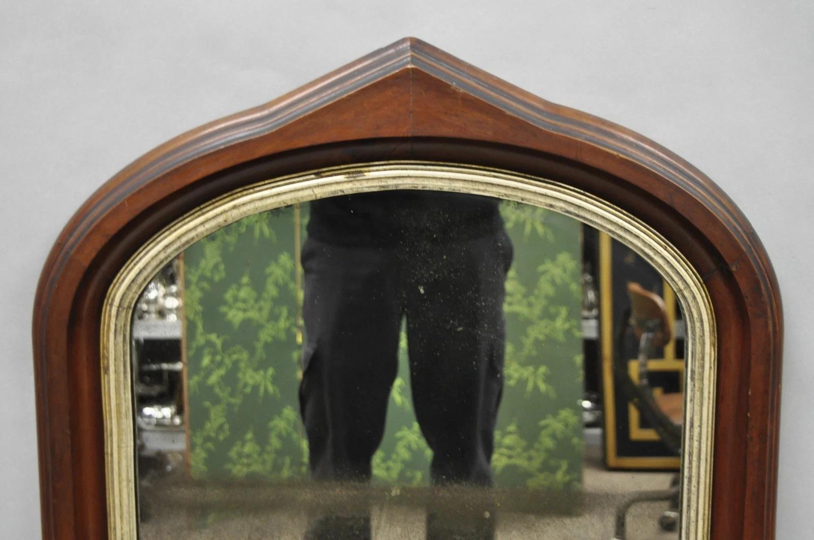 Antique Mirror americano ad arco in legno di mogano con cornice in vetro da parete in vendita 8