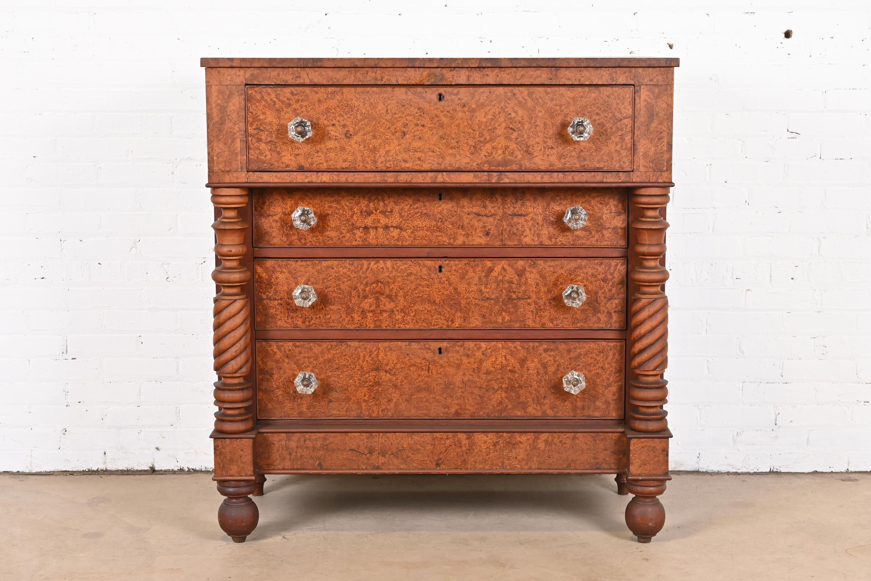 Antique American Empire Burled Mahogany Chest of Drawers, Circa 1820s In Good Condition For Sale In South Bend, IN