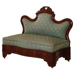 Antiguo Banco Imperio Americano de Caoba Tallada y Tapizado C1850