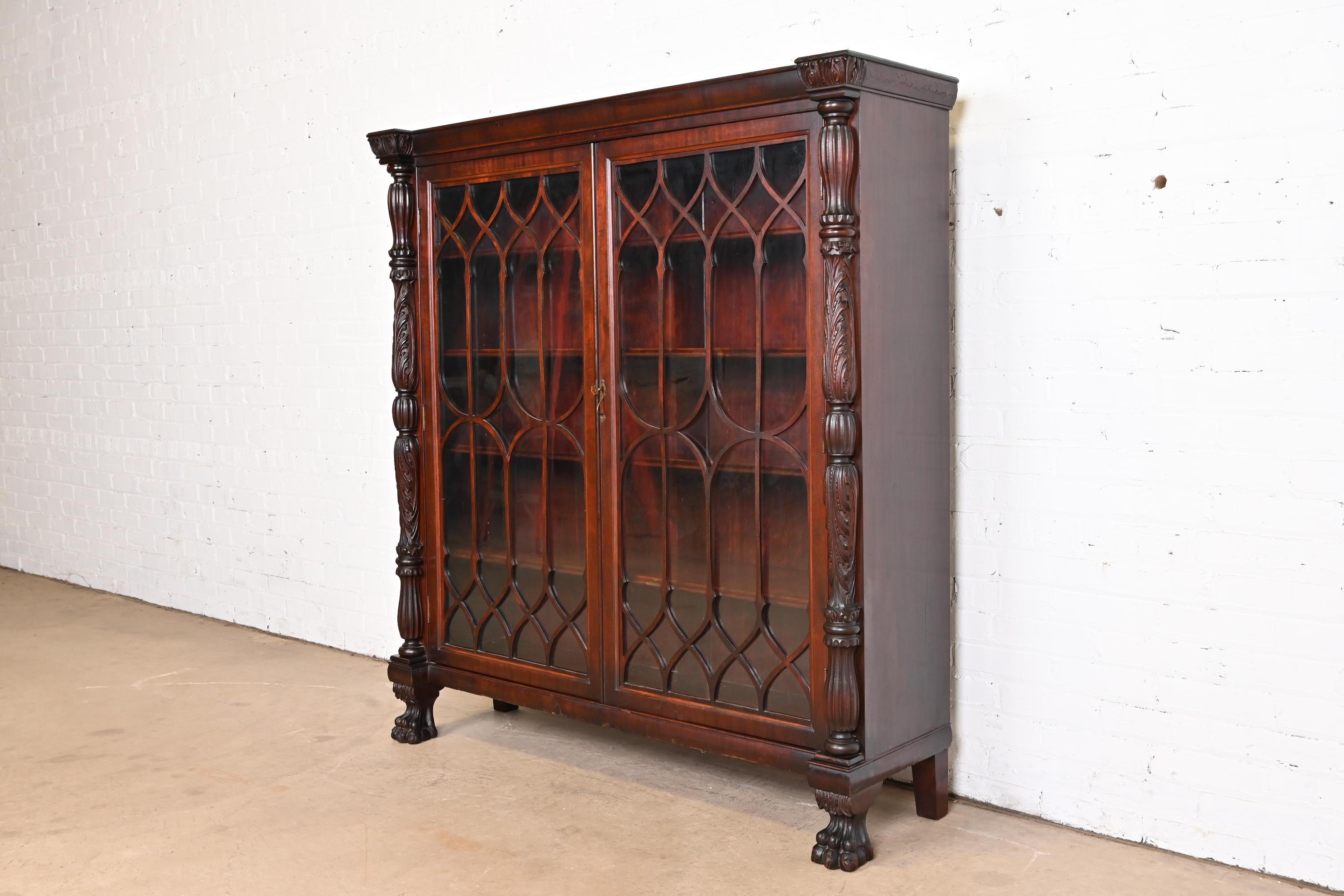 Antique American Empire Carved Mahogany Bookcase in the Manner of R.J. Horner In Good Condition In South Bend, IN