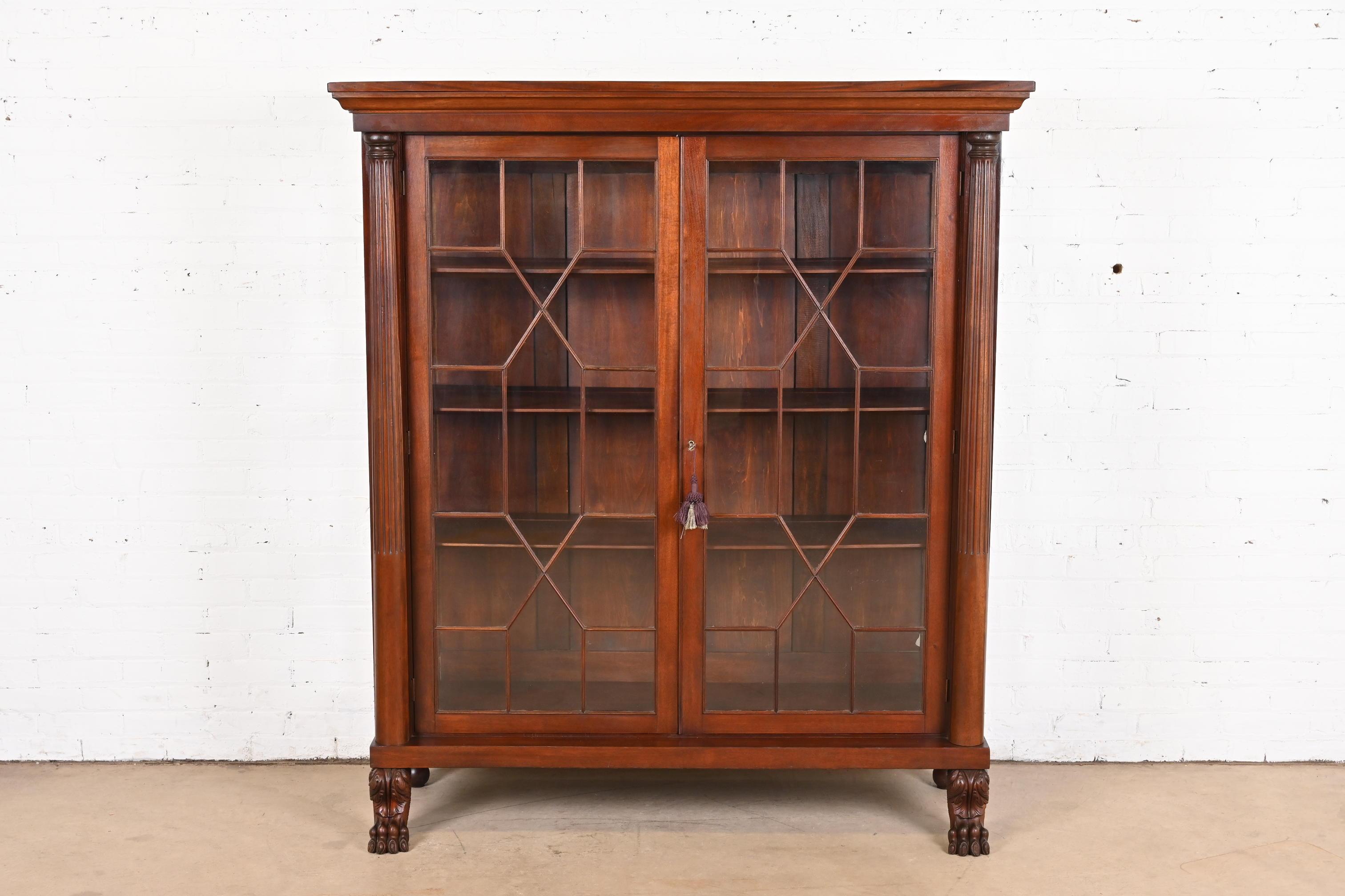 Antique American Empire Carved Mahogany Bookcase in the Manner of R.J. Horner In Good Condition For Sale In South Bend, IN