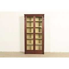 Antico mobile libreria in noce intagliato stile impero americano, CIRCA 1900
