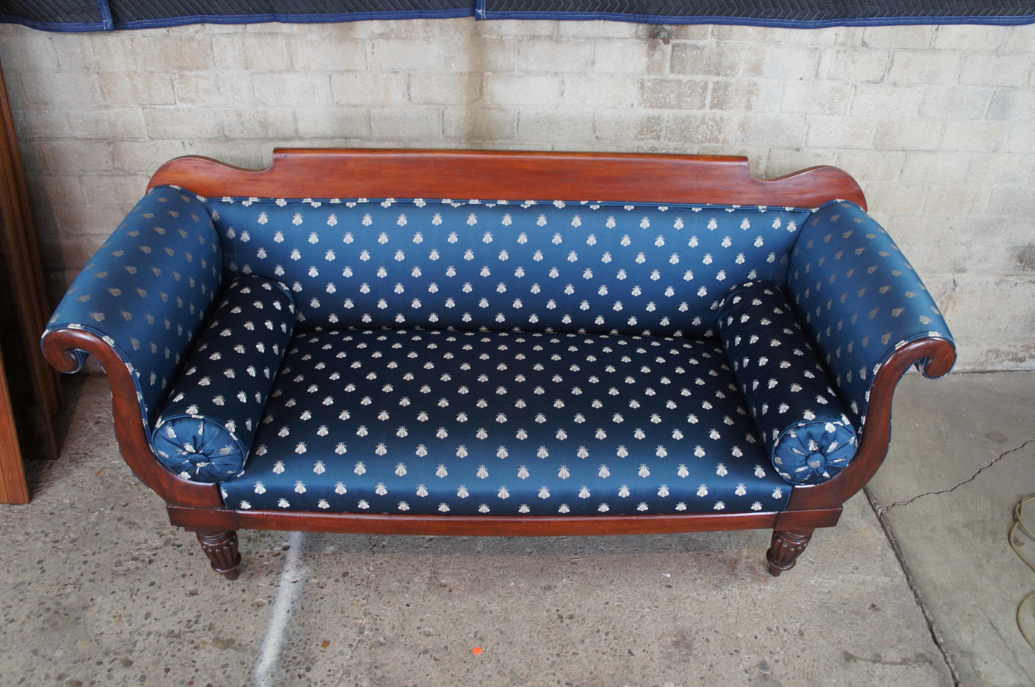 Antique American Empire Federal Mahogany Scalamandre Parlor Settee Sofa Couch In Good Condition In Dayton, OH
