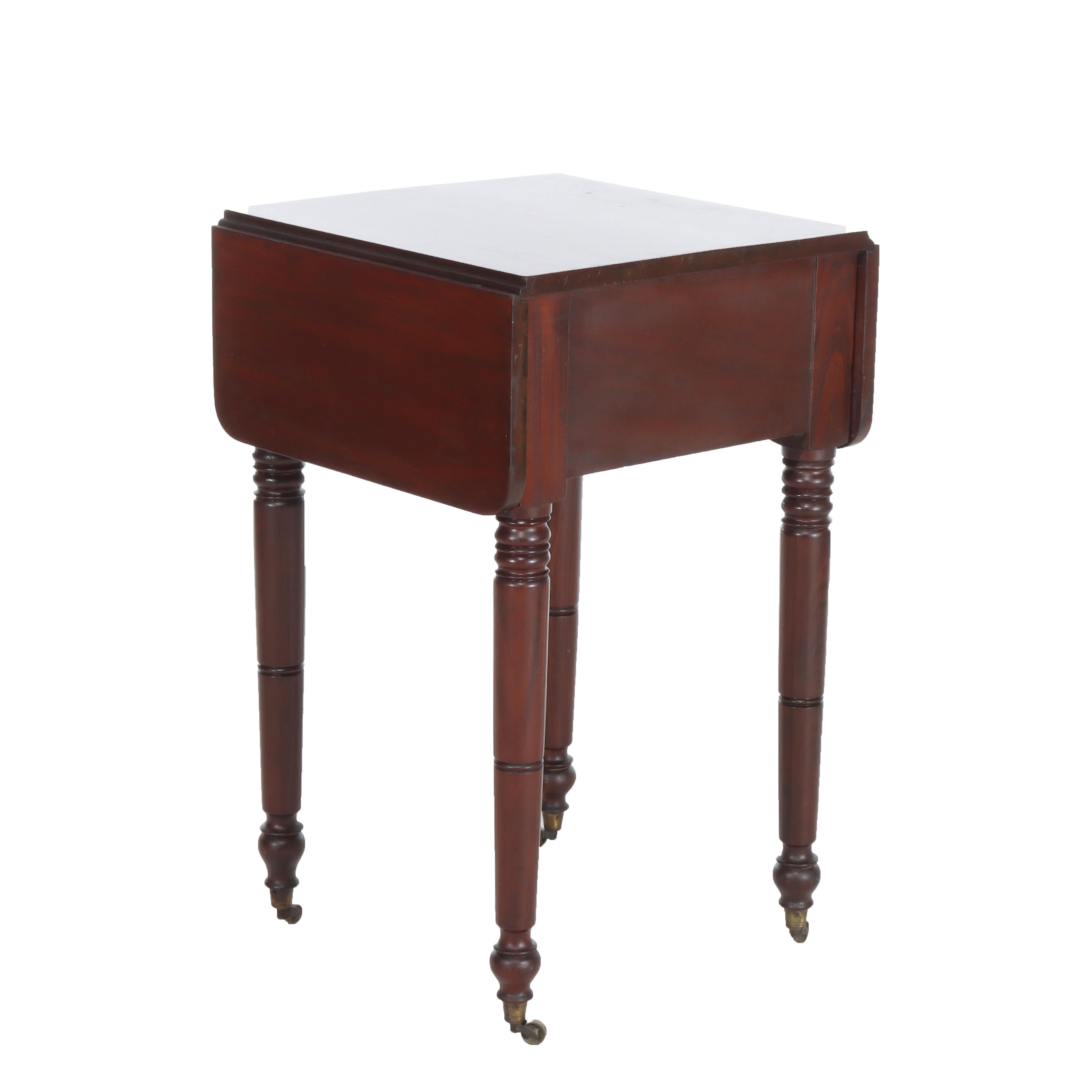 Ancienne table de travail à 2 tiroirs en acajou flammé Empire c1840 en vente 5