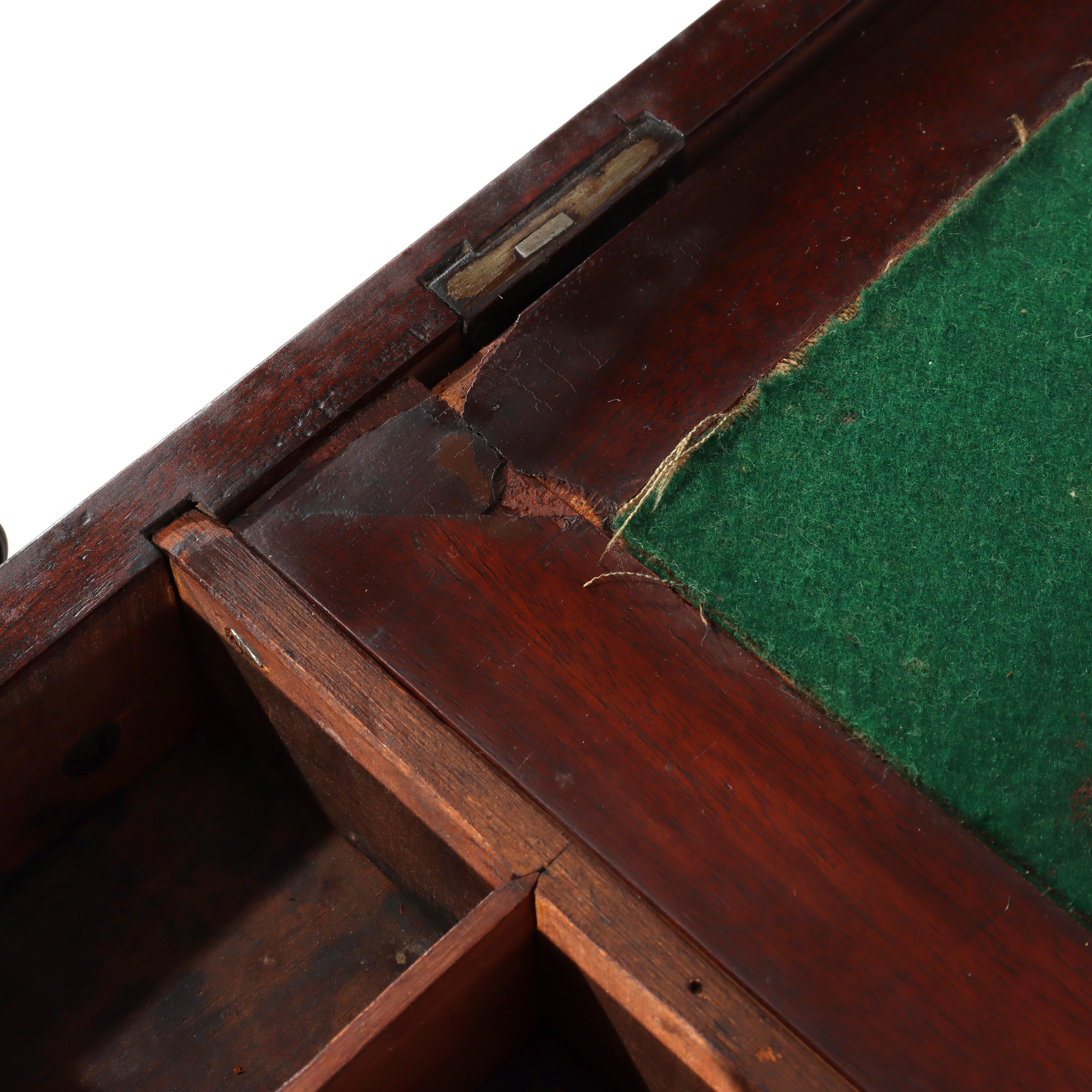 Ancienne table de travail à 2 tiroirs en acajou flammé Empire c1840 en vente 12