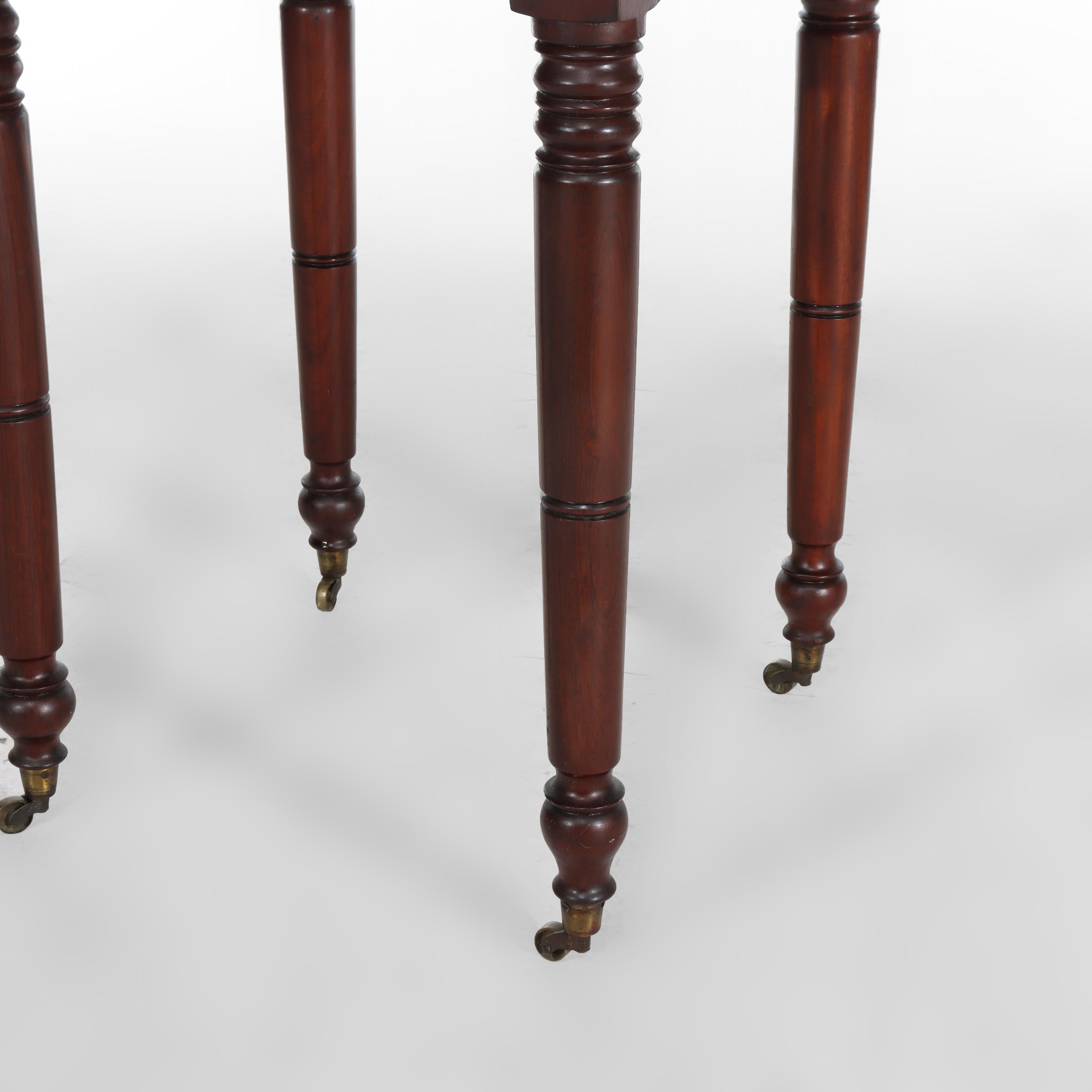 Ancienne table de travail à 2 tiroirs en acajou flammé Empire c1840 en vente 2