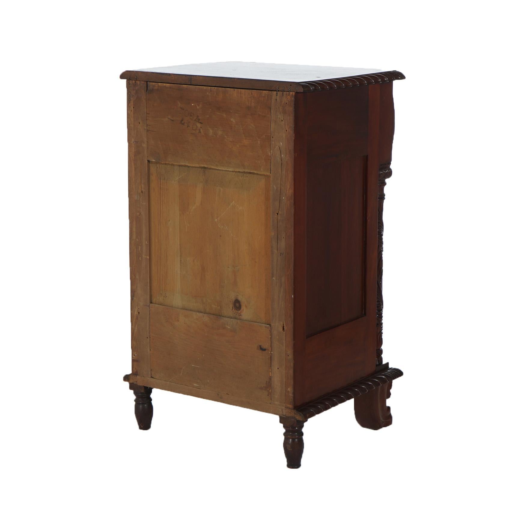 Antica mezza commode americana in mogano a fiamma impero con bordi a gran fuoco del 1840 ca. in vendita 8