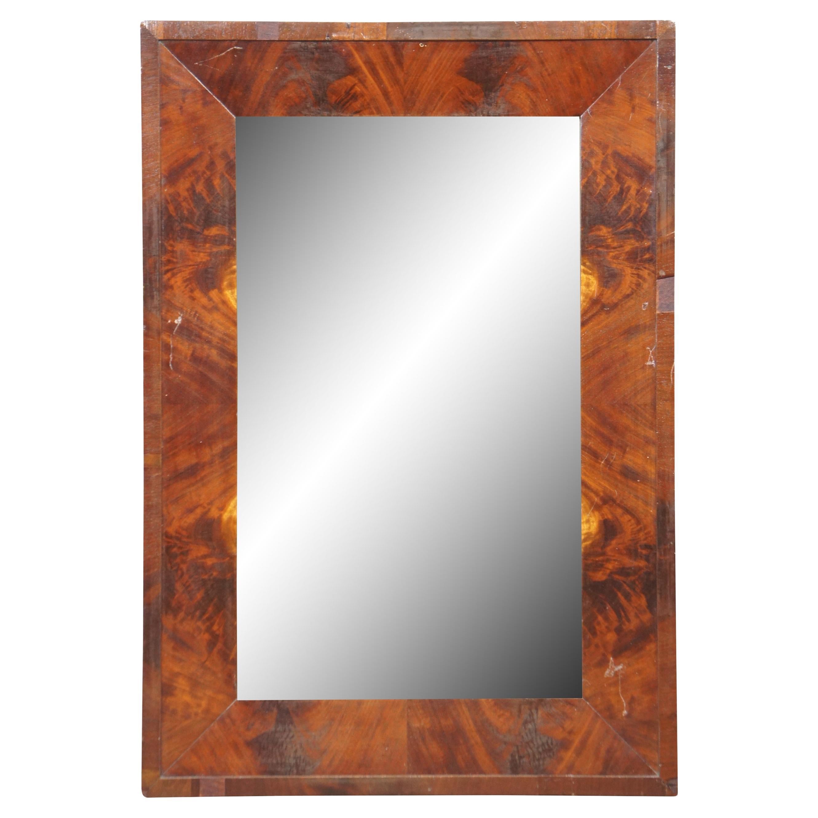 Antike amerikanische Empire Flamme Mahagoni Wand Eitelkeit Spiegel 26"