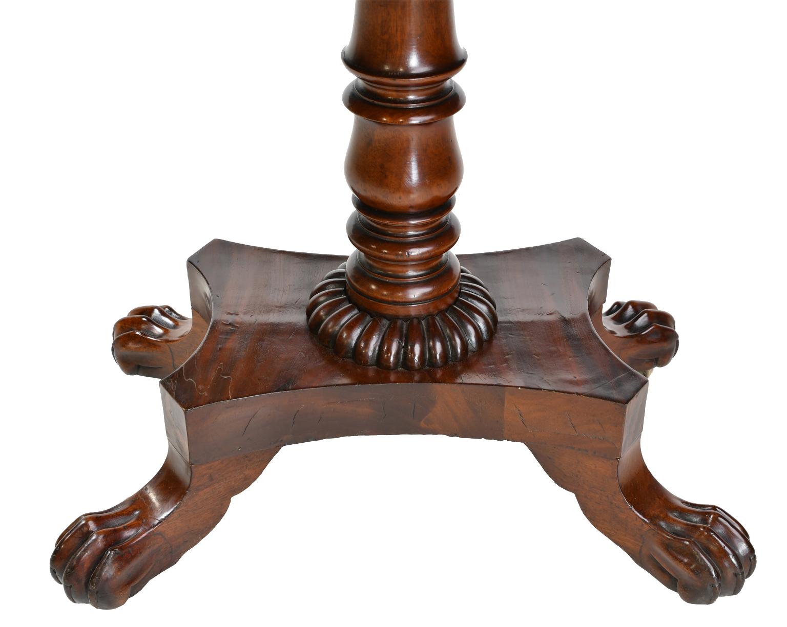 Antique American Empire Game/Card Table in West Indies Mahogany, circa 1830 For Sale 3