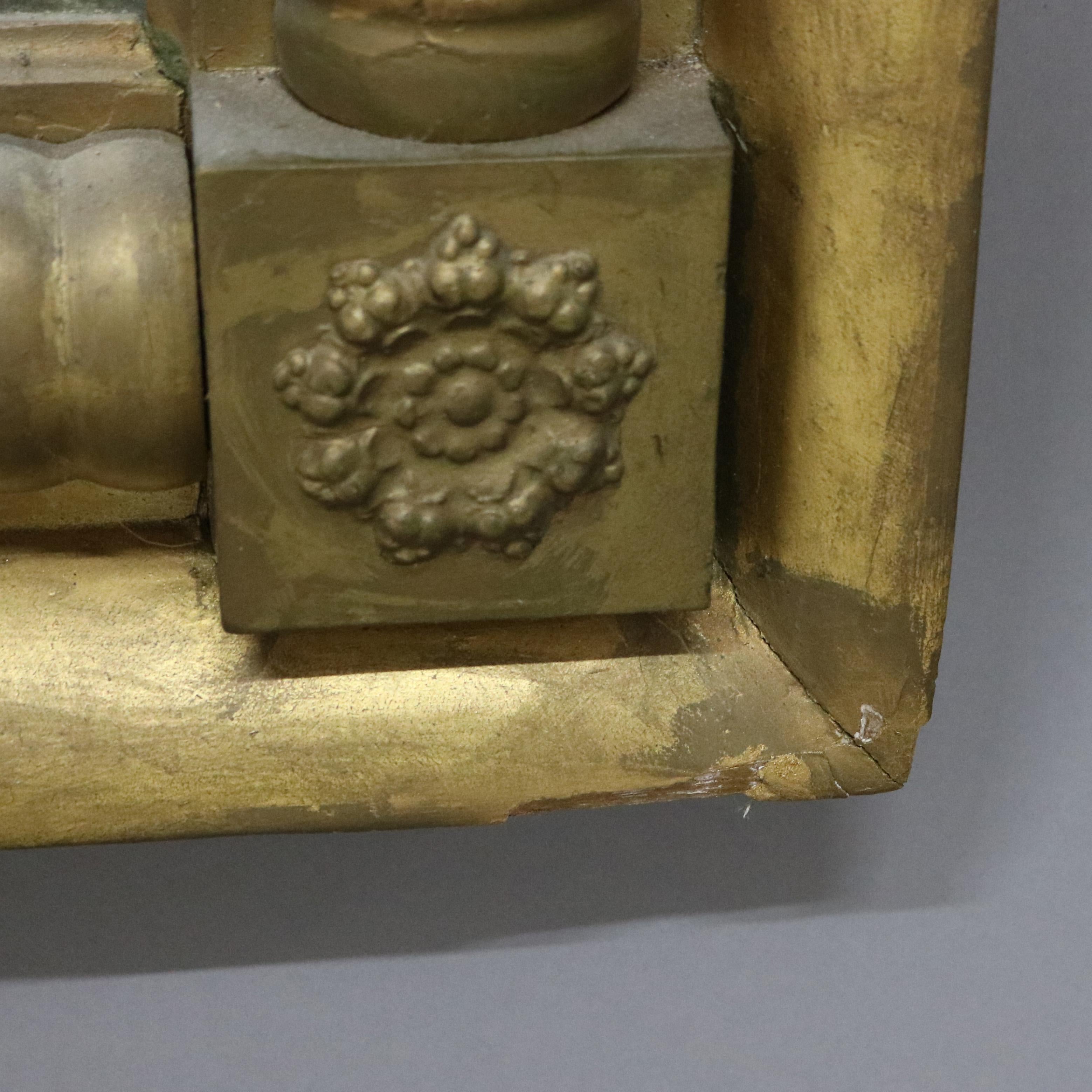 Miroir Antique miroir mural Empire américain en bois doré en forme de colonne avec rosettes C1840 en vente