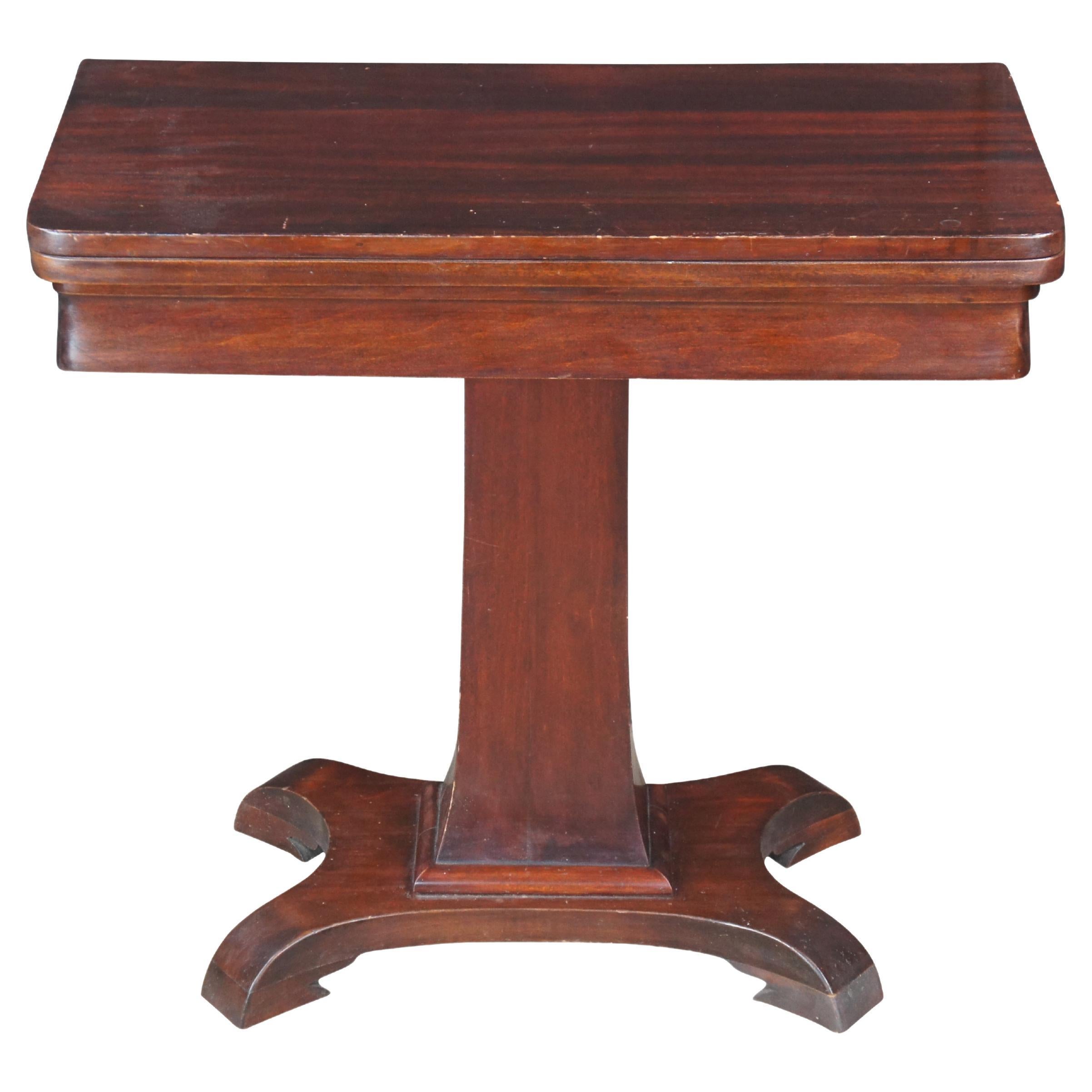 Ancienne table de jeu Empire américaine en acajou Console de cartes Parlor Tea Tab