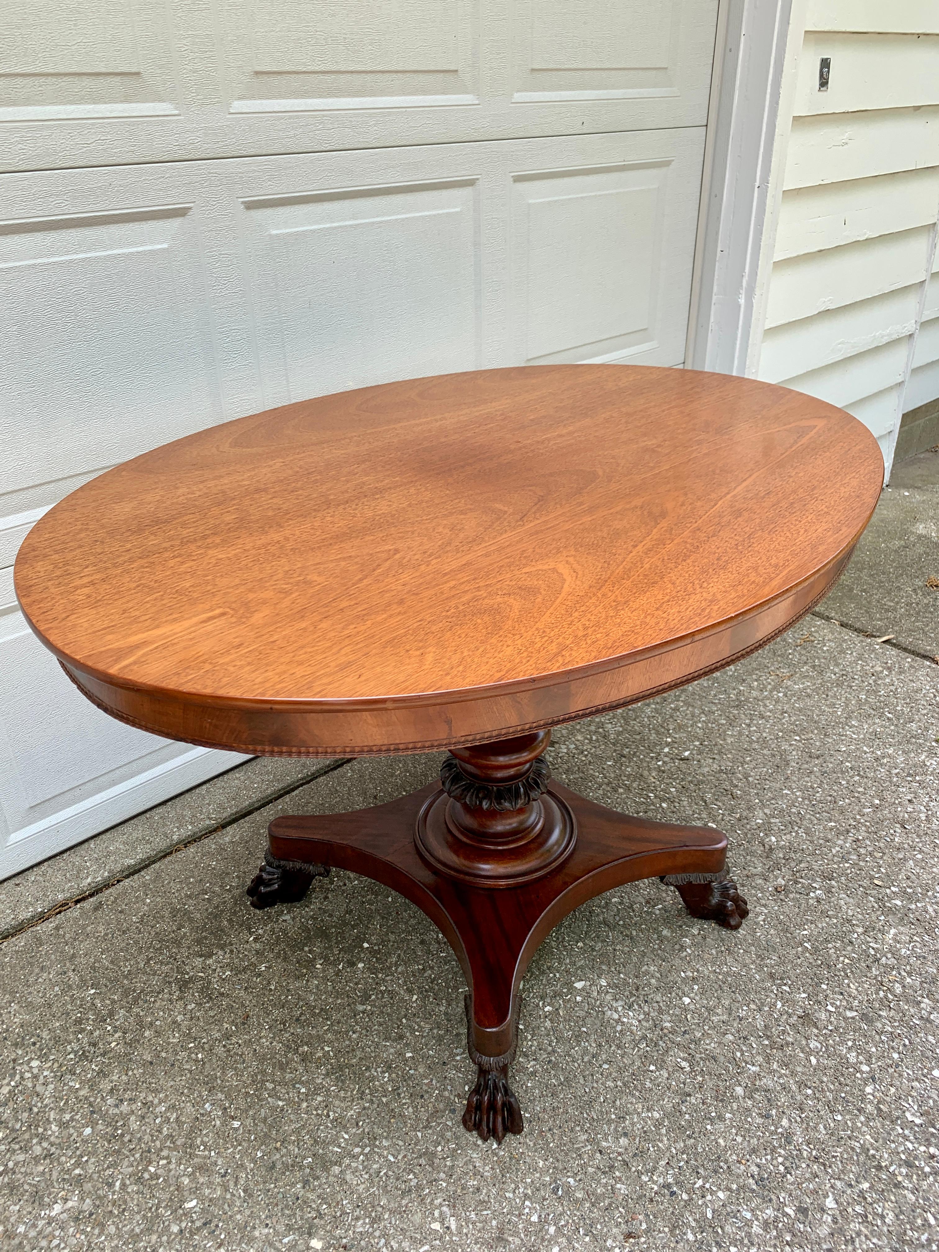 Antique American Empire Mahogany Paw Foot Pedestal Center Table For Sale 1