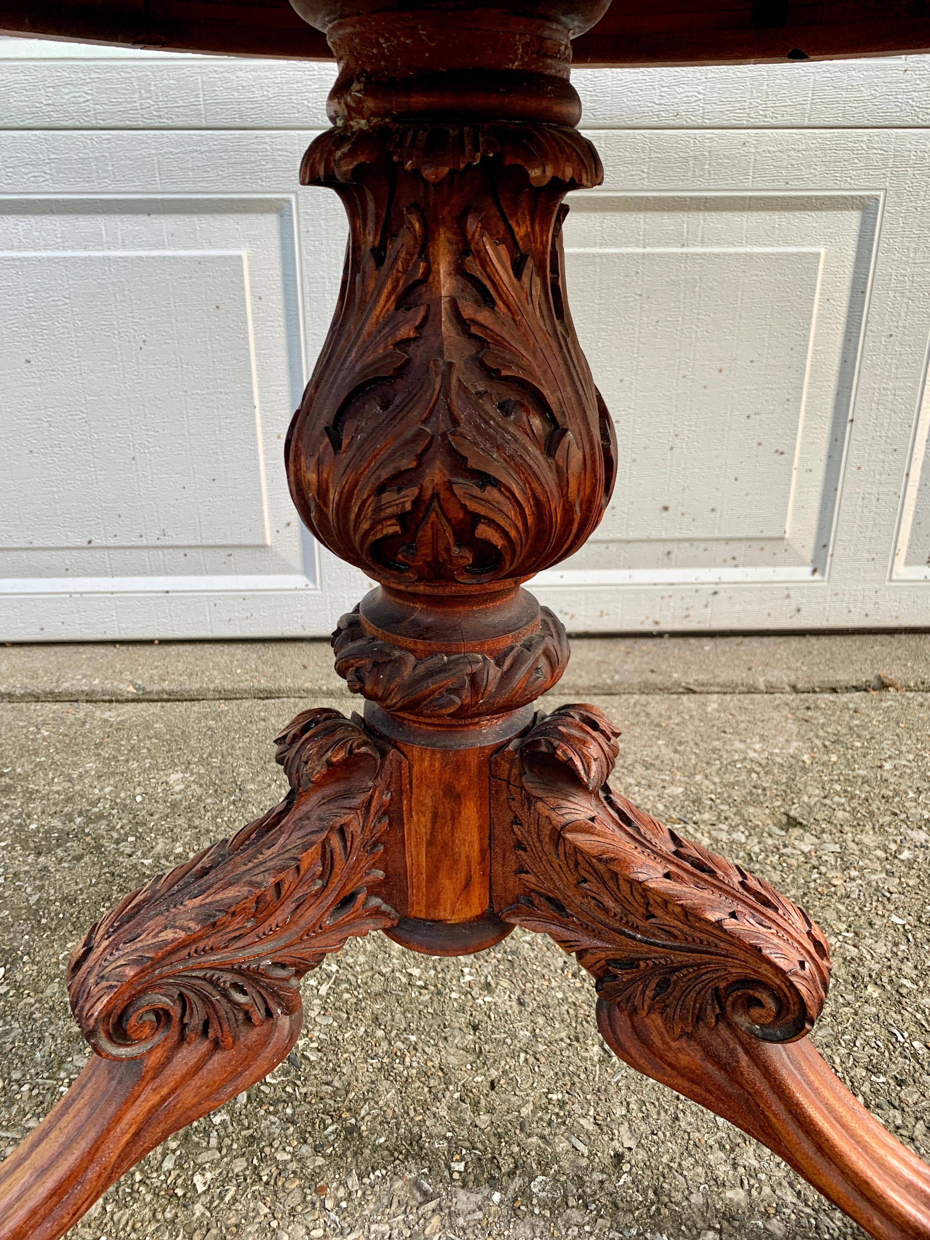 Antique American Empire Mahogany Paw Foot Pedestal Side Table, Late 19th Century For Sale 5