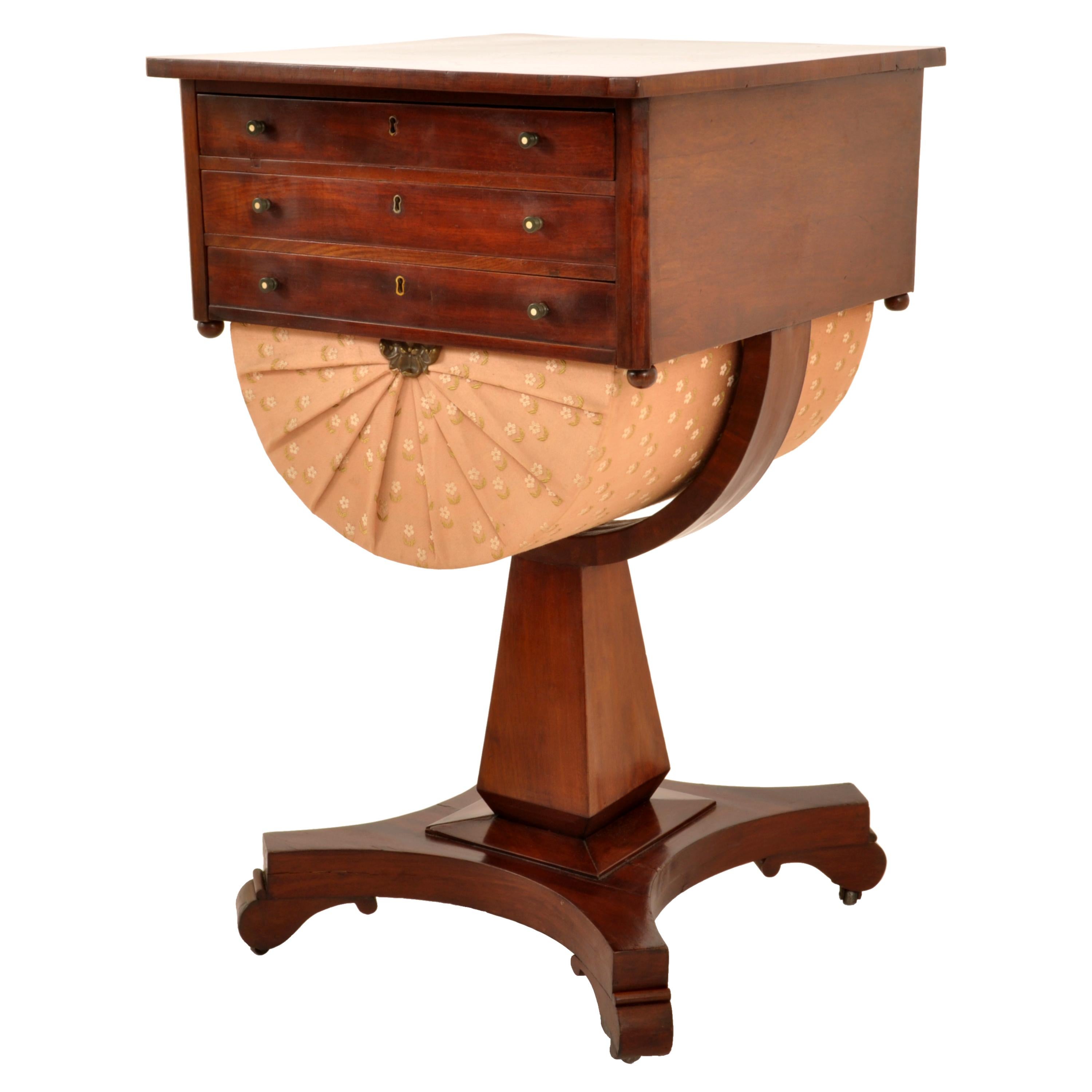 Antique American Empire Mahogany Pedestal Sewing Work Table New York Circa 1840 For Sale