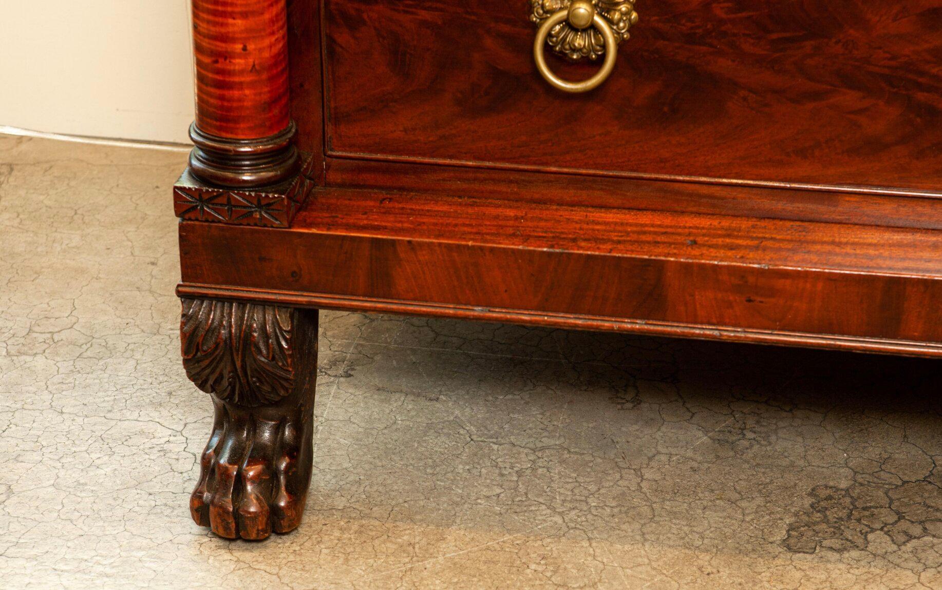 Antique American Empire Mahogany Wood 4-Drawer Chest, circa 1800-1840 For Sale 2