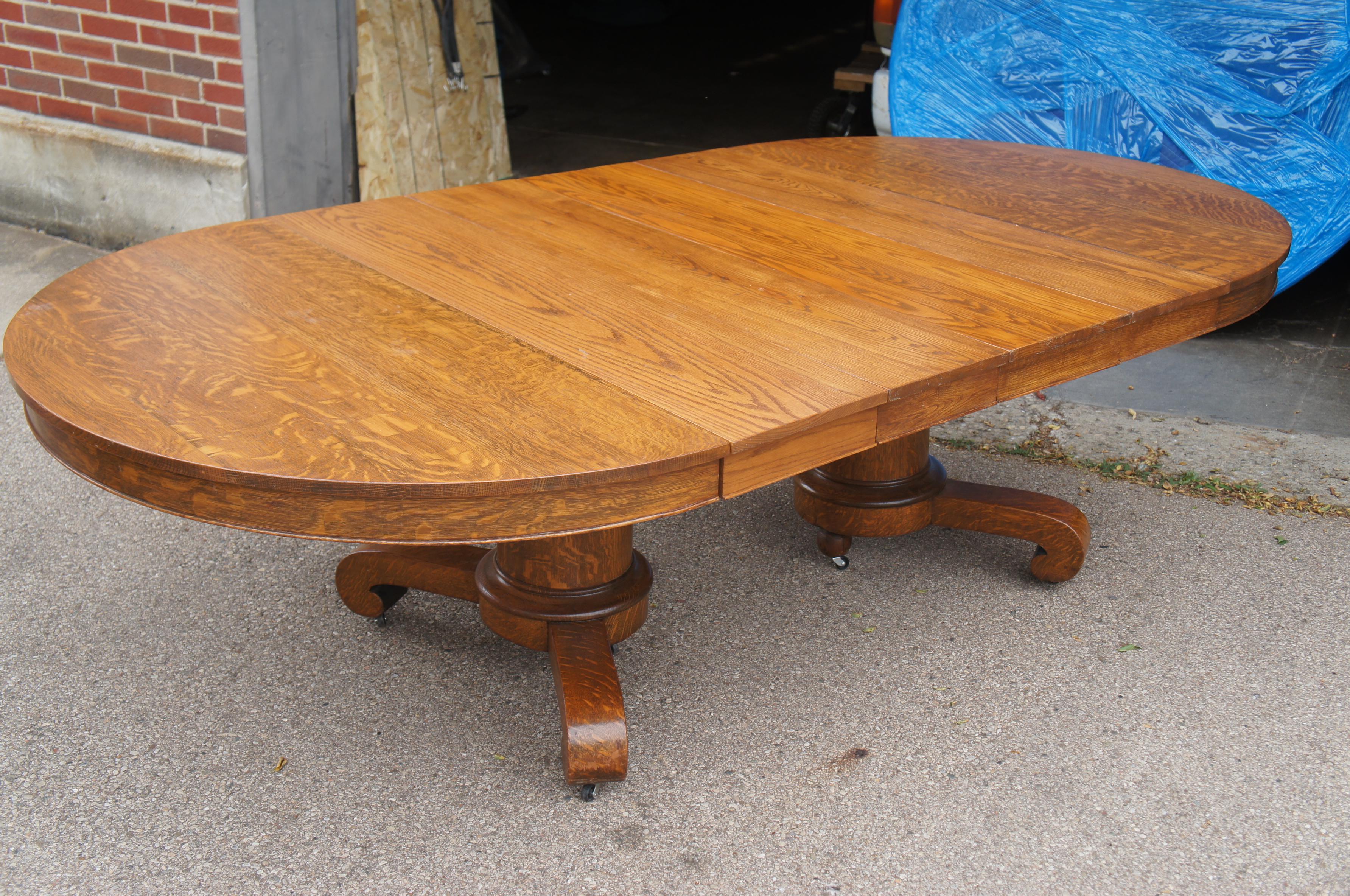 Antique American Empire Mission Quartersawn Oak Oval Extendable Dining Table  6