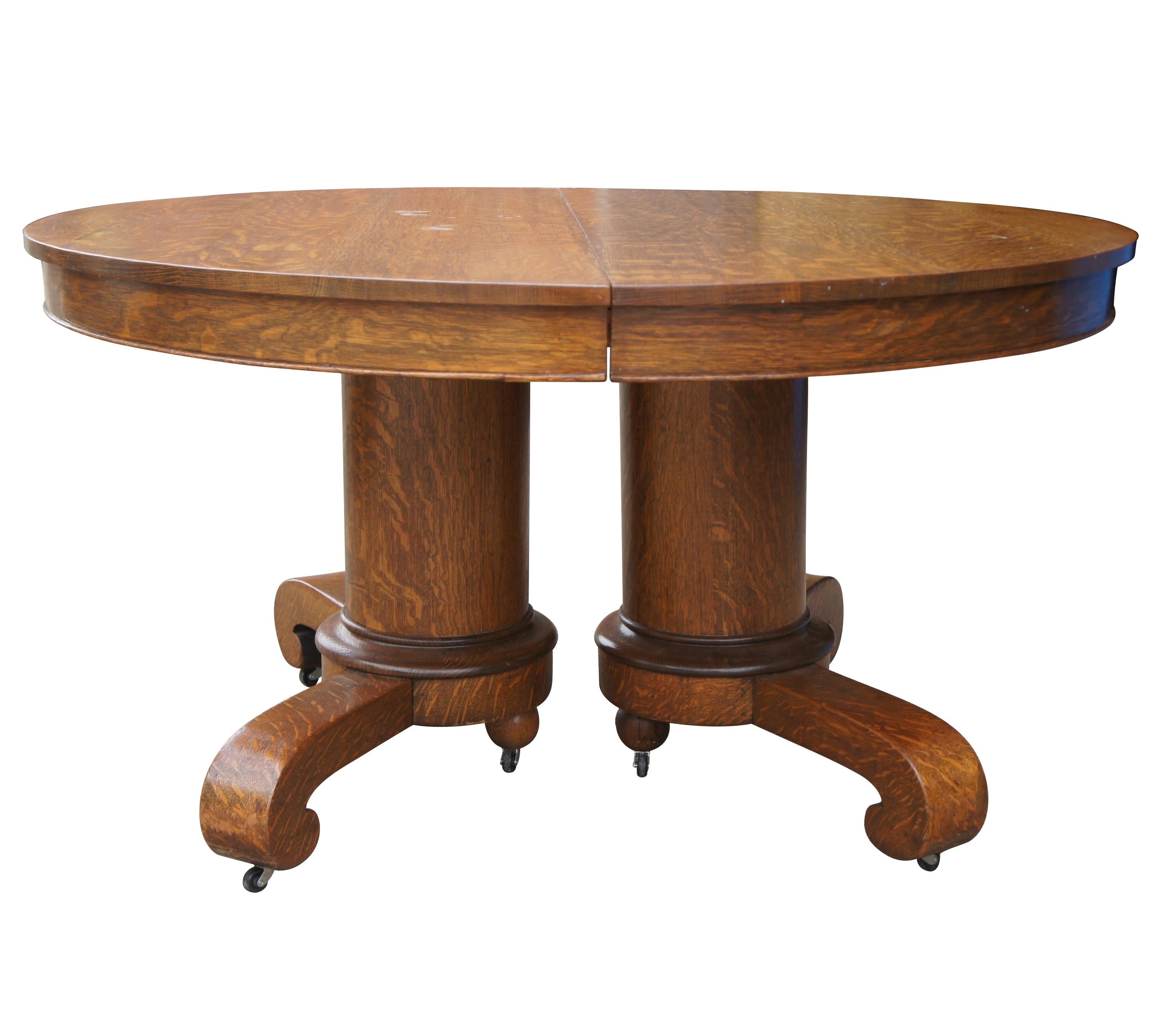 Antique American Empire Mission Quartersawn Oak Oval Extendable Dining Table  In Good Condition In Dayton, OH