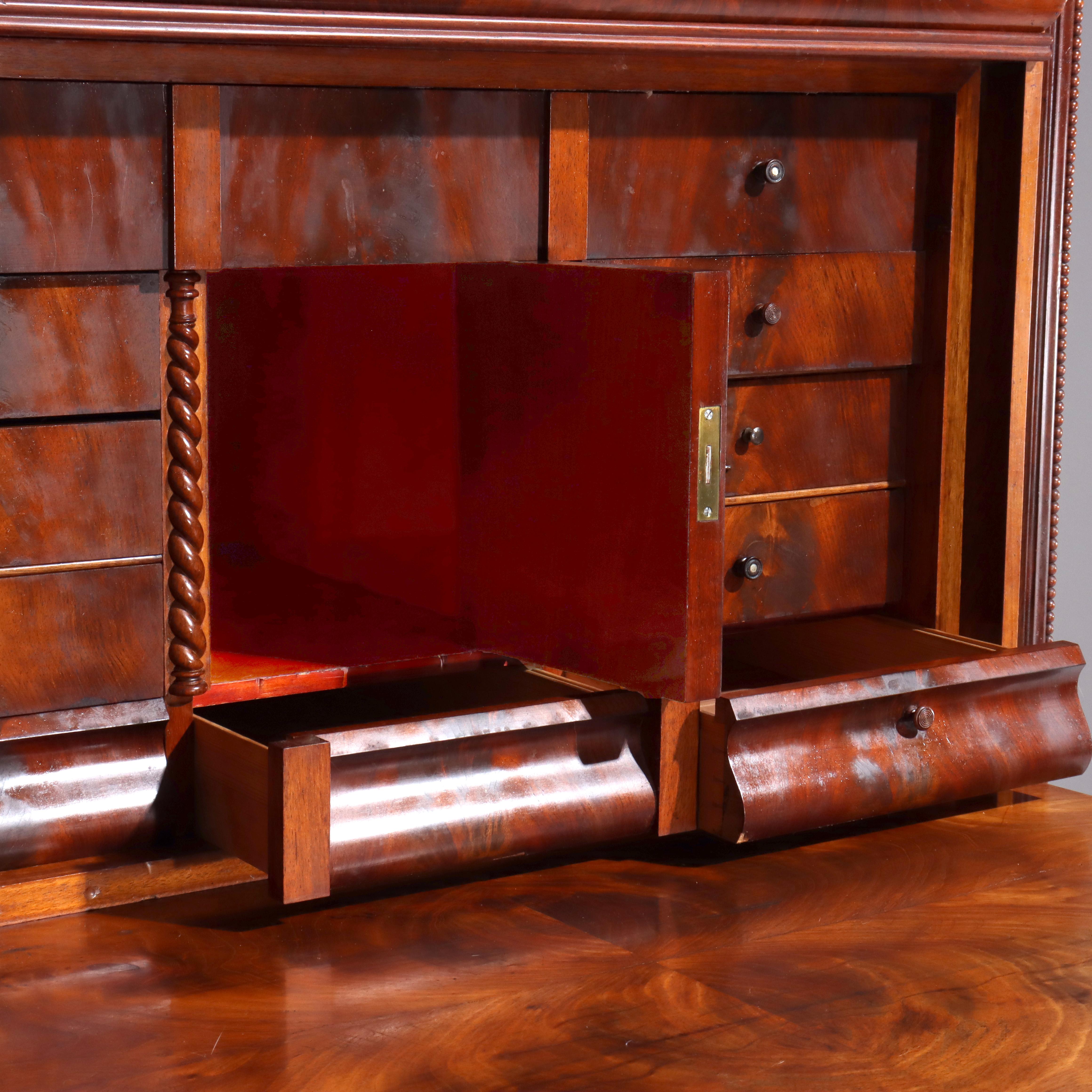Ancien bureau Empire néoclassique en acajou à abattant C1840 en vente 4