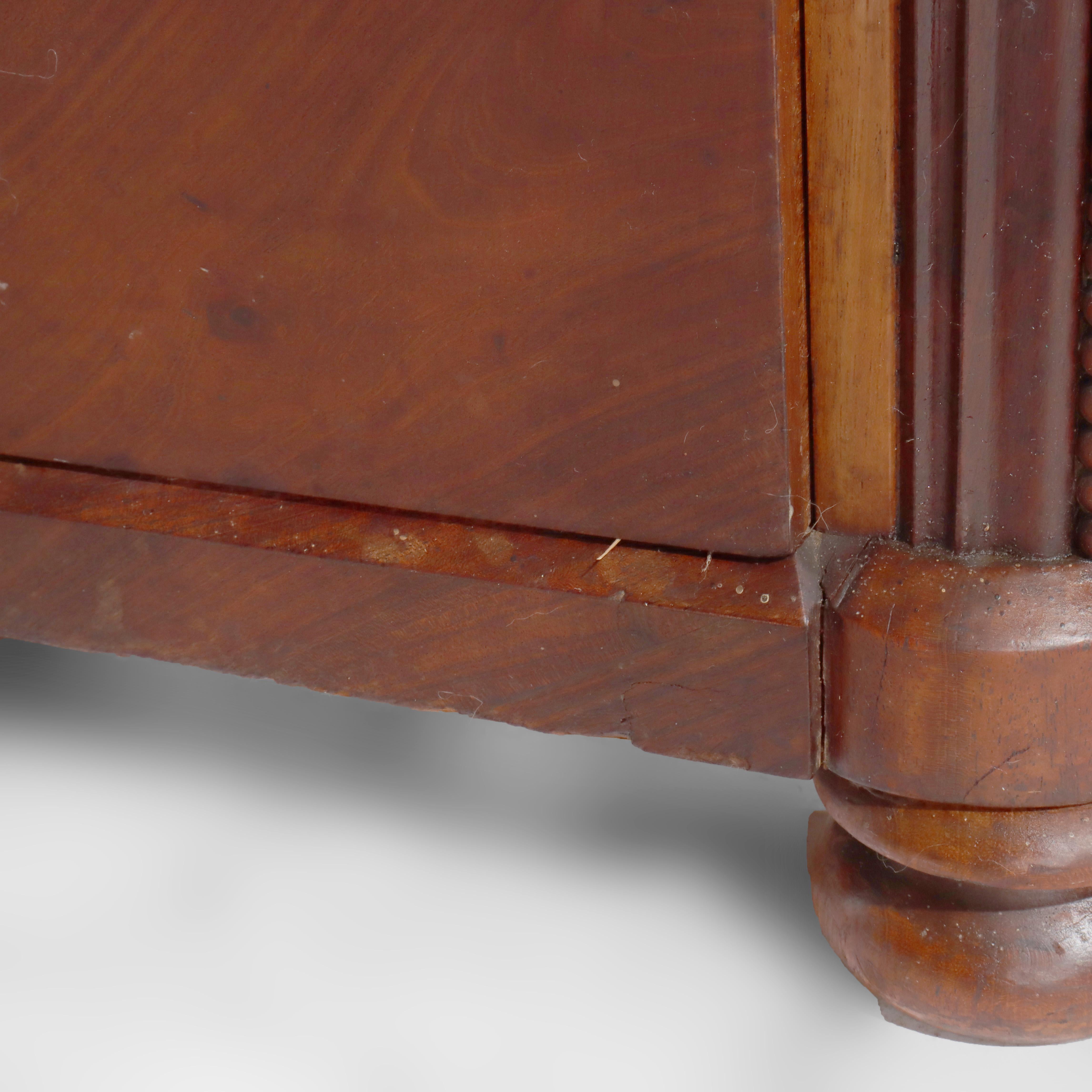 Ancien bureau Empire néoclassique en acajou à abattant C1840 en vente 7