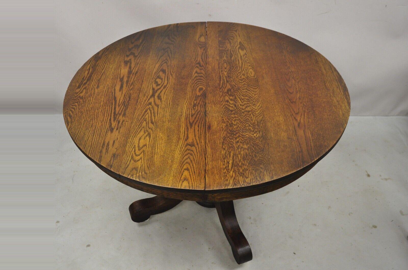 Antique American Empire Oak Wood Round Oak Pedestal Base Dining Table 8