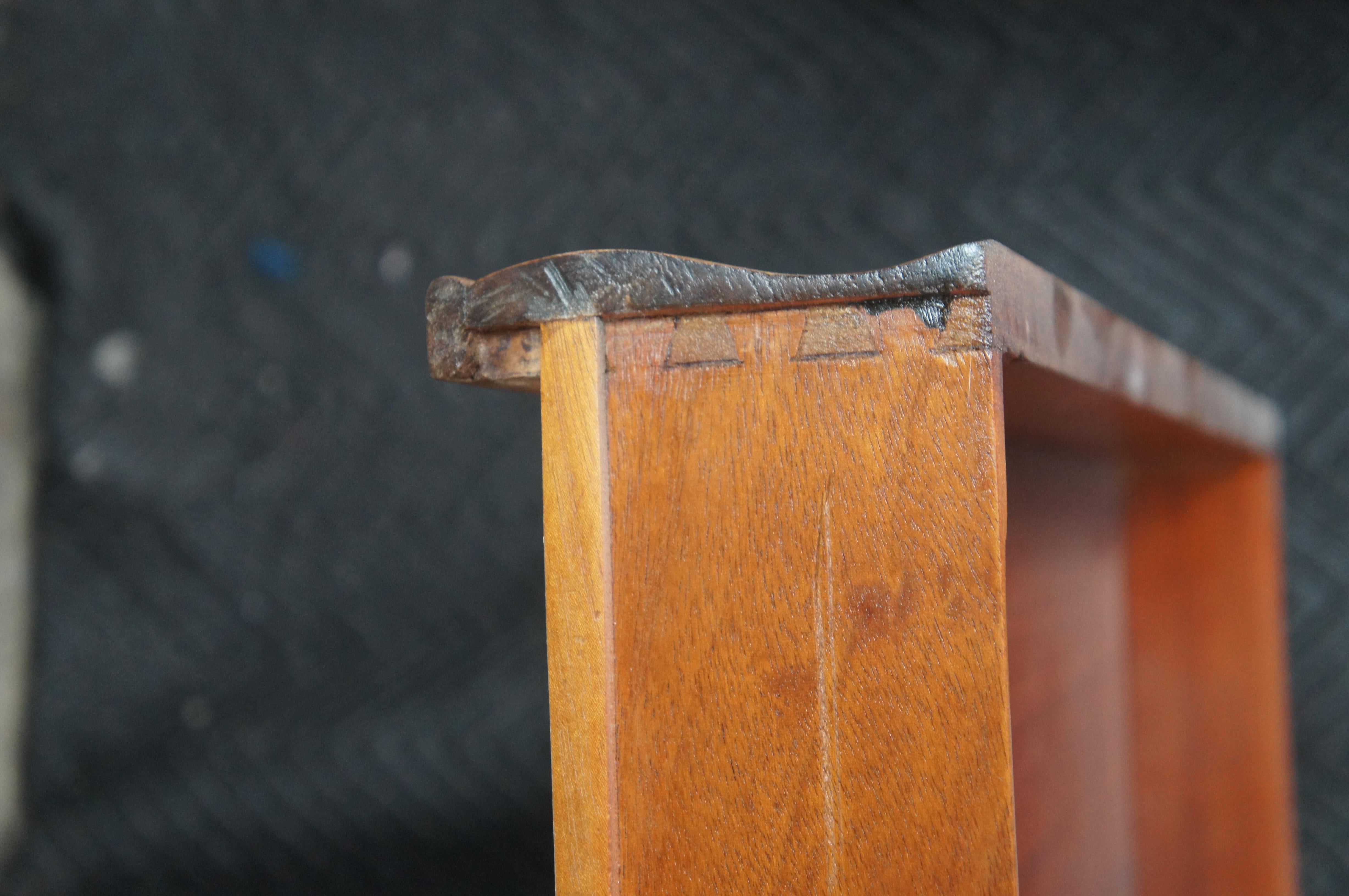 Antiguo Escritorio de caoba estilo Imperio americano Mesa de biblioteca Base de arpa de lira siglo XX en venta