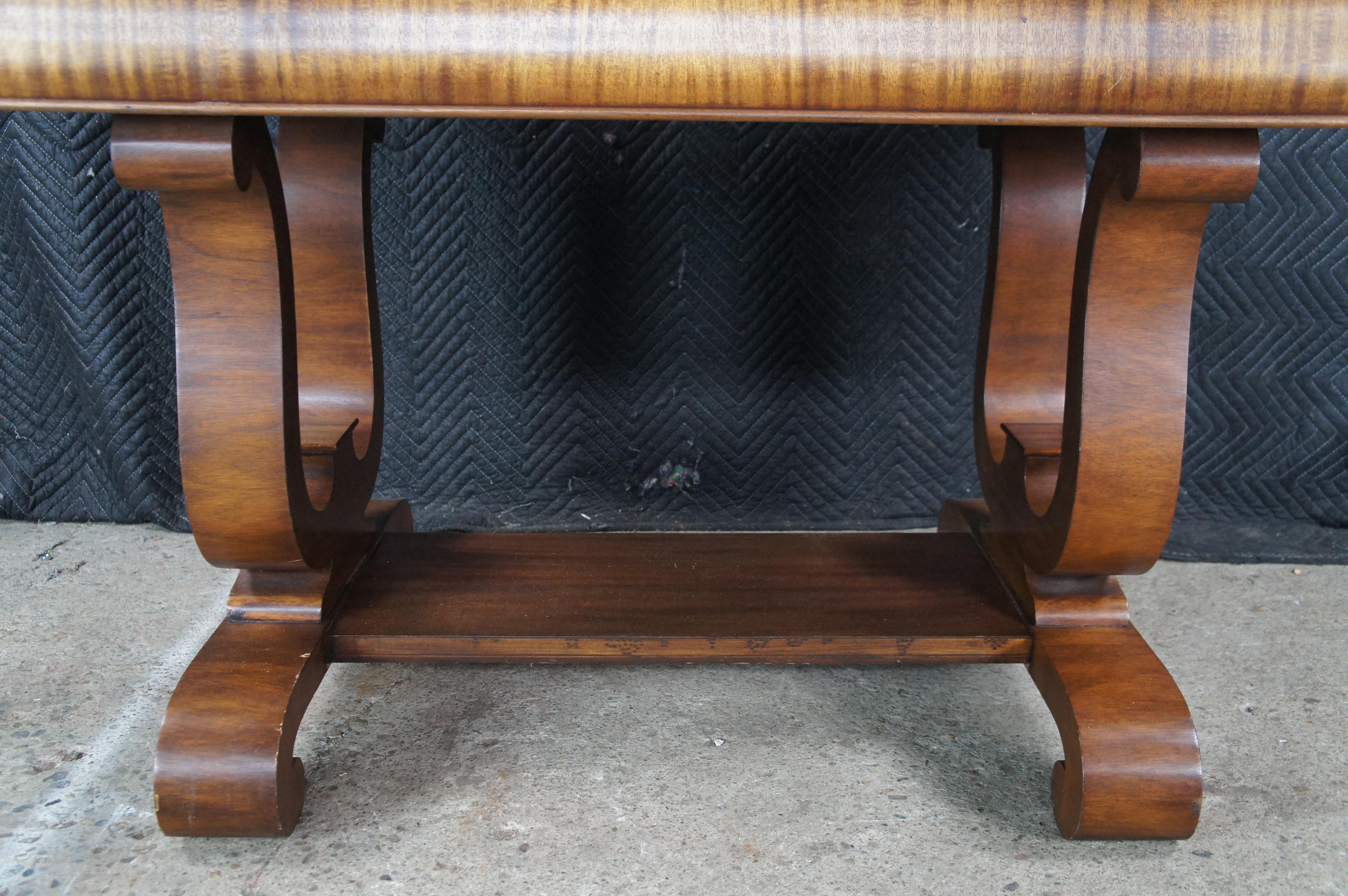 Antiguo Escritorio de caoba estilo Imperio americano Mesa de biblioteca Base de arpa de lira Caoba en venta