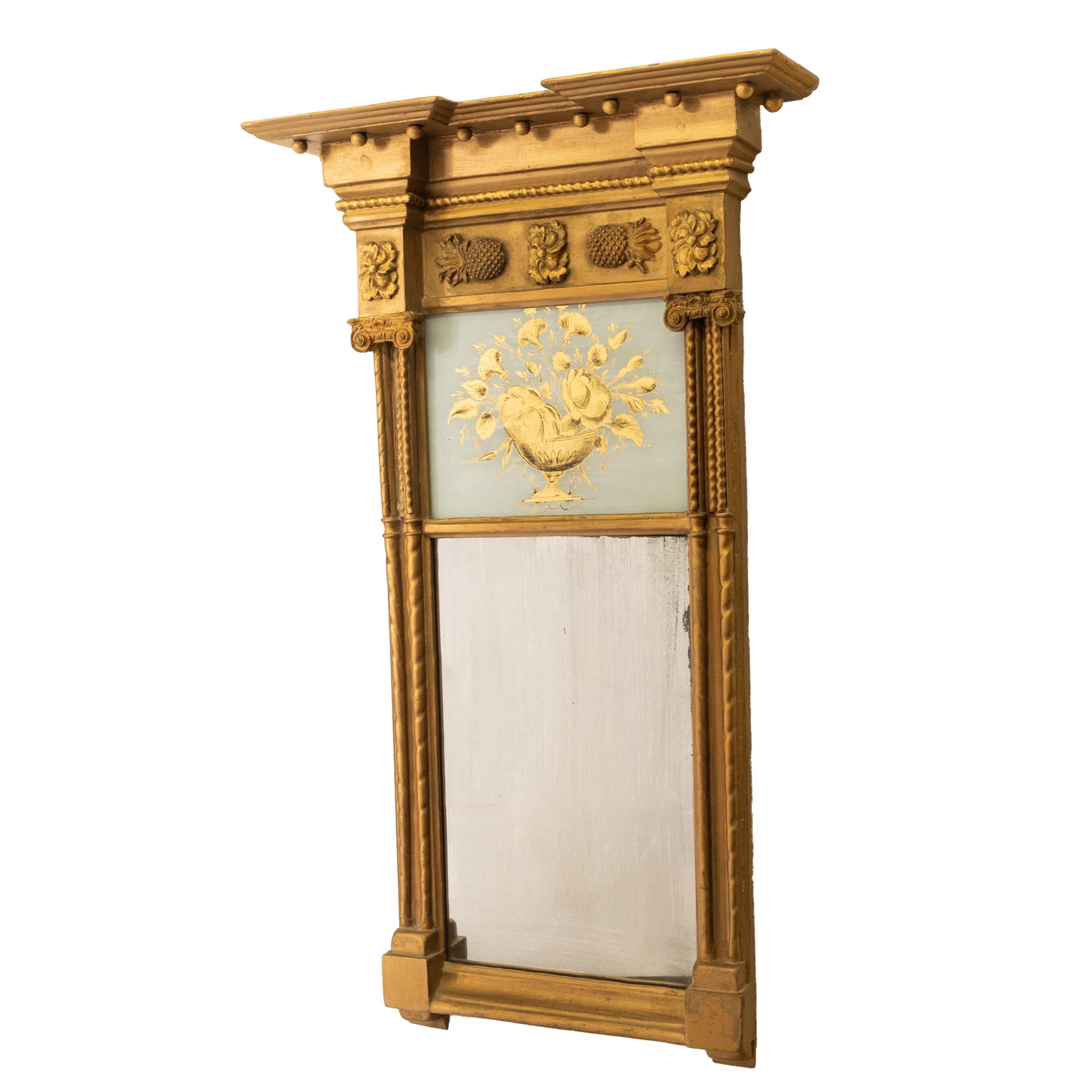 Antique American Federal Carved Giltwood Pier Mirror Églomisé Panel NY 1810 In Good Condition For Sale In Portland, OR