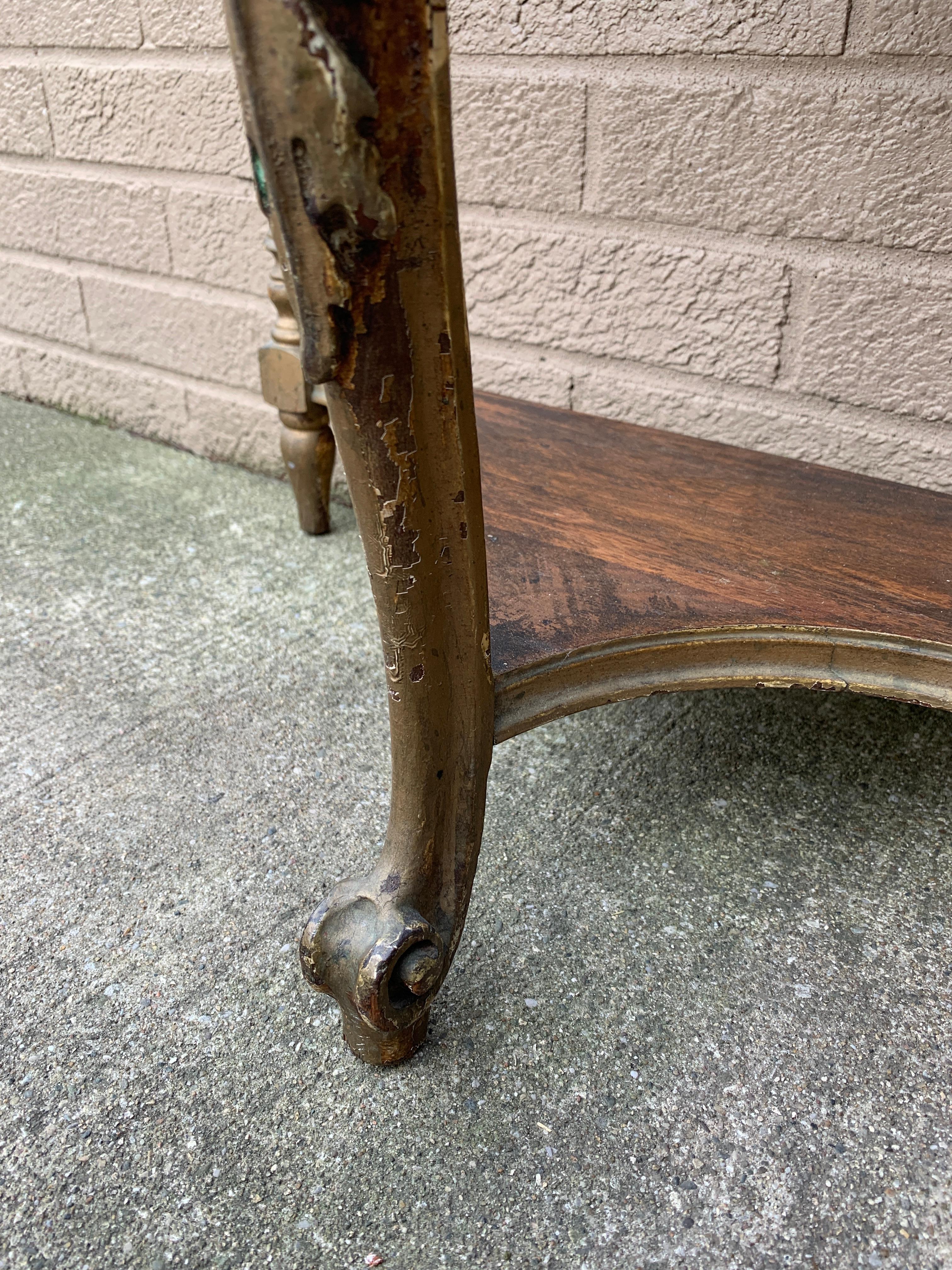 Antique American Federal Eagle Walnut Side Table, Mid 19th Century For Sale 8