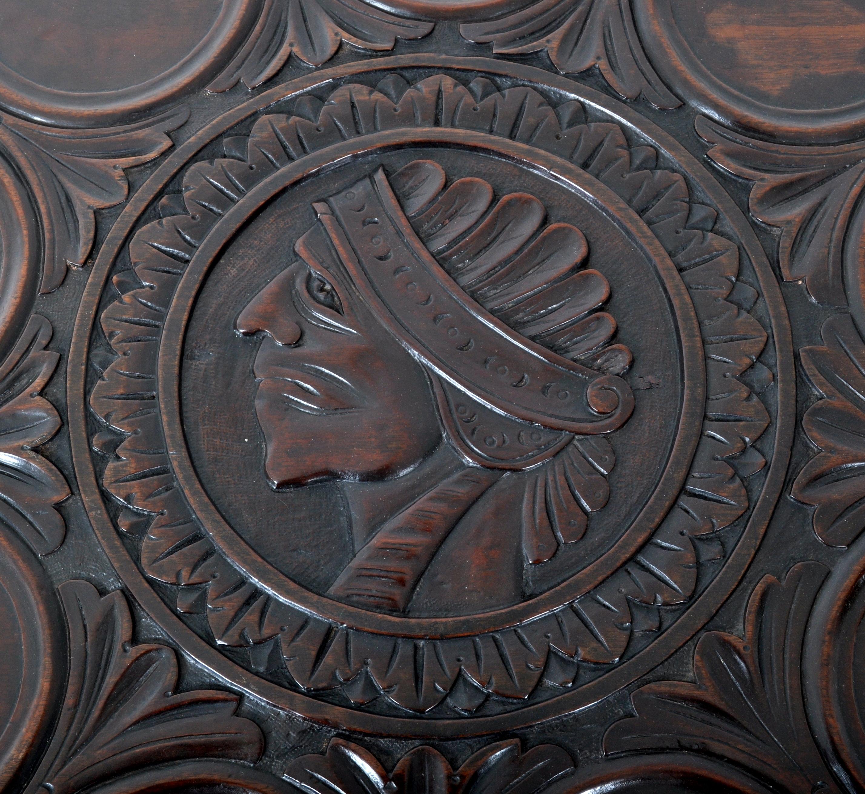 Antique American Federal Mahogany Tilt-Top Supper Table, circa 1790 9